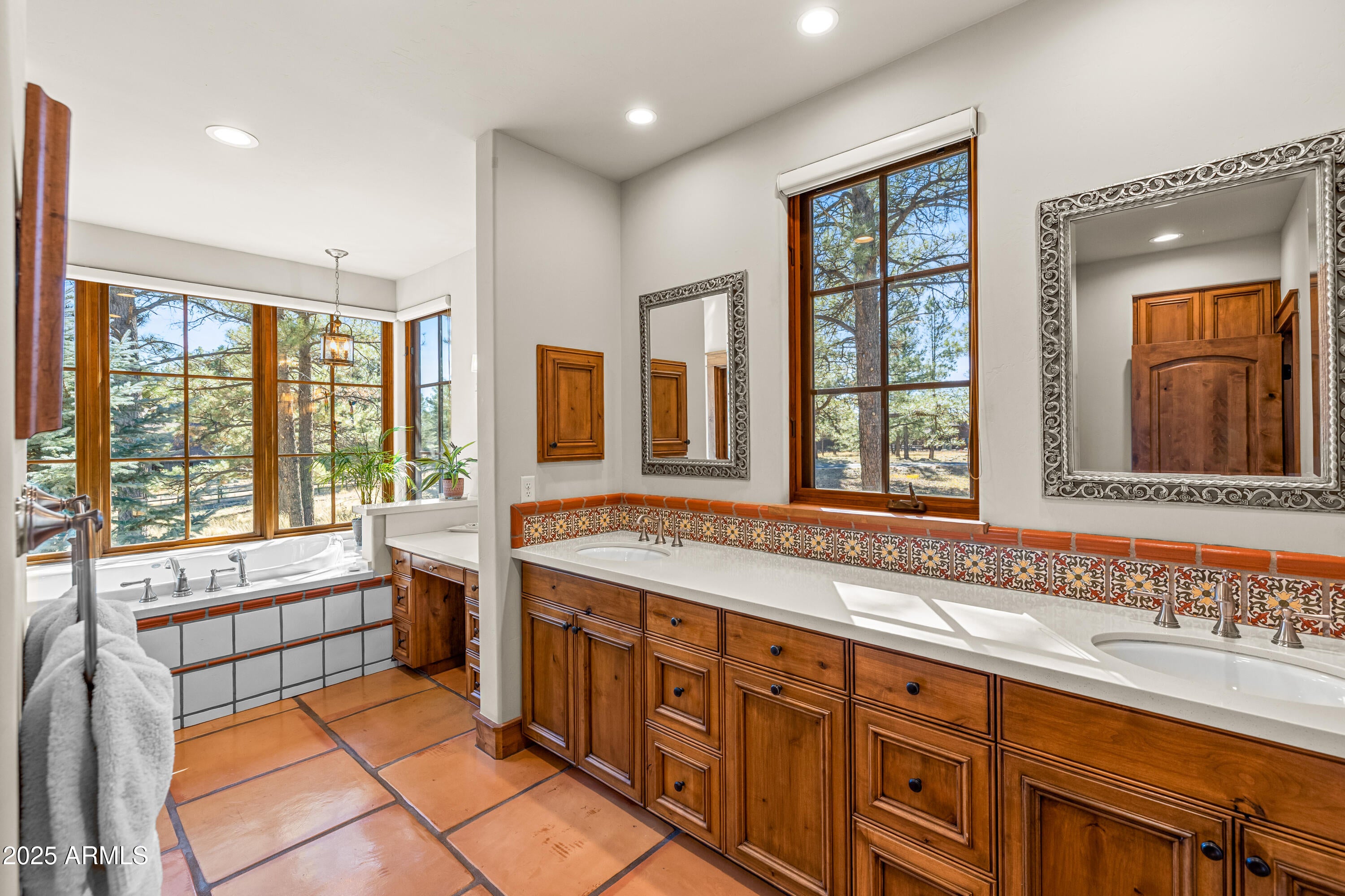 Flagstaff, Arizona, 86001, United States, 4 Bedrooms Bedrooms, ,4 BathroomsBathrooms,Residential,Active,2002671