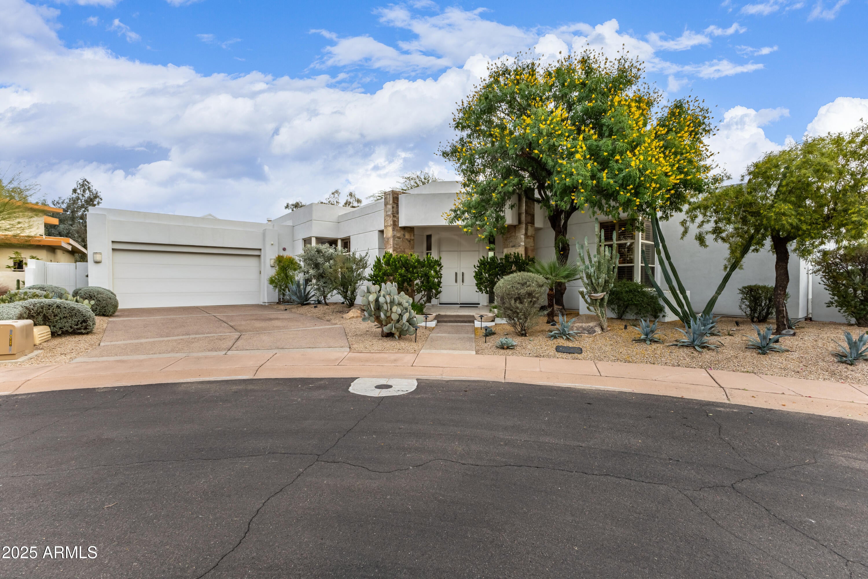 Scottsdale, Arizona, 85258, United States, 5 Bedrooms Bedrooms, ,6 BathroomsBathrooms,Residential,Active,2006860