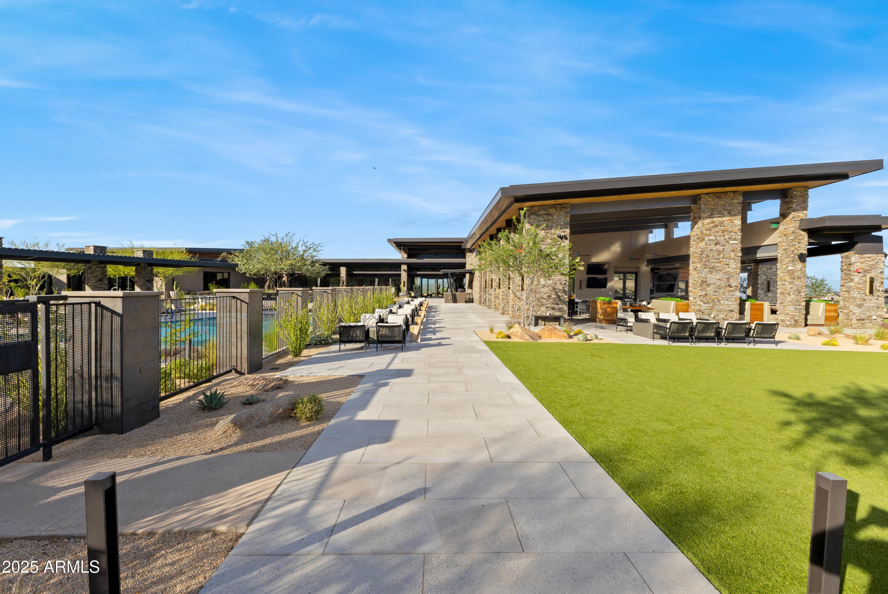 Scottsdale, Arizona, 85255, United States, 2 Bedrooms Bedrooms, ,3 BathroomsBathrooms,Residential,Active,1952594