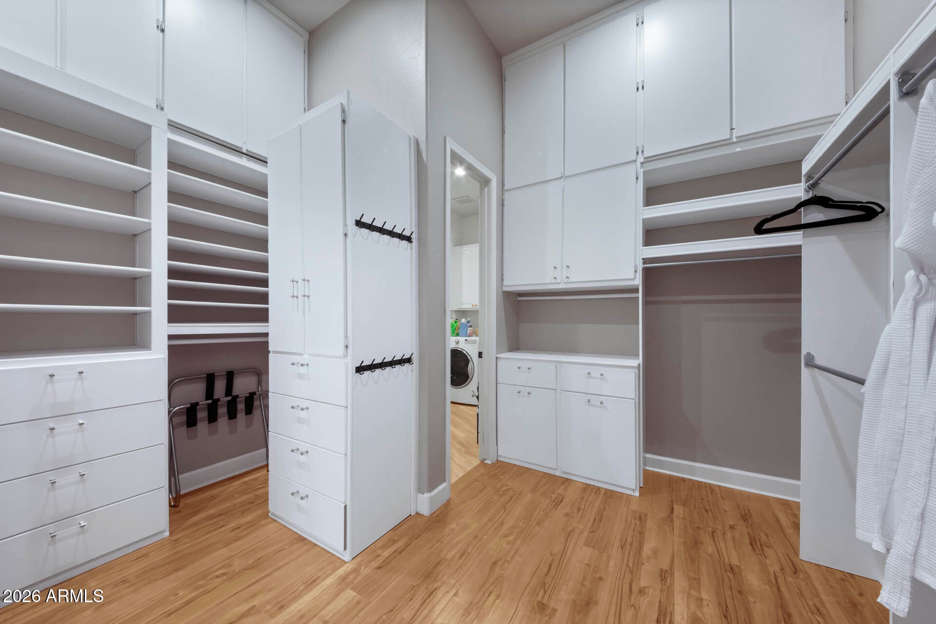 Glendale, Arizona, 85308, United States, 5 Bedrooms Bedrooms, ,4 BathroomsBathrooms,Residential,Active,2009862