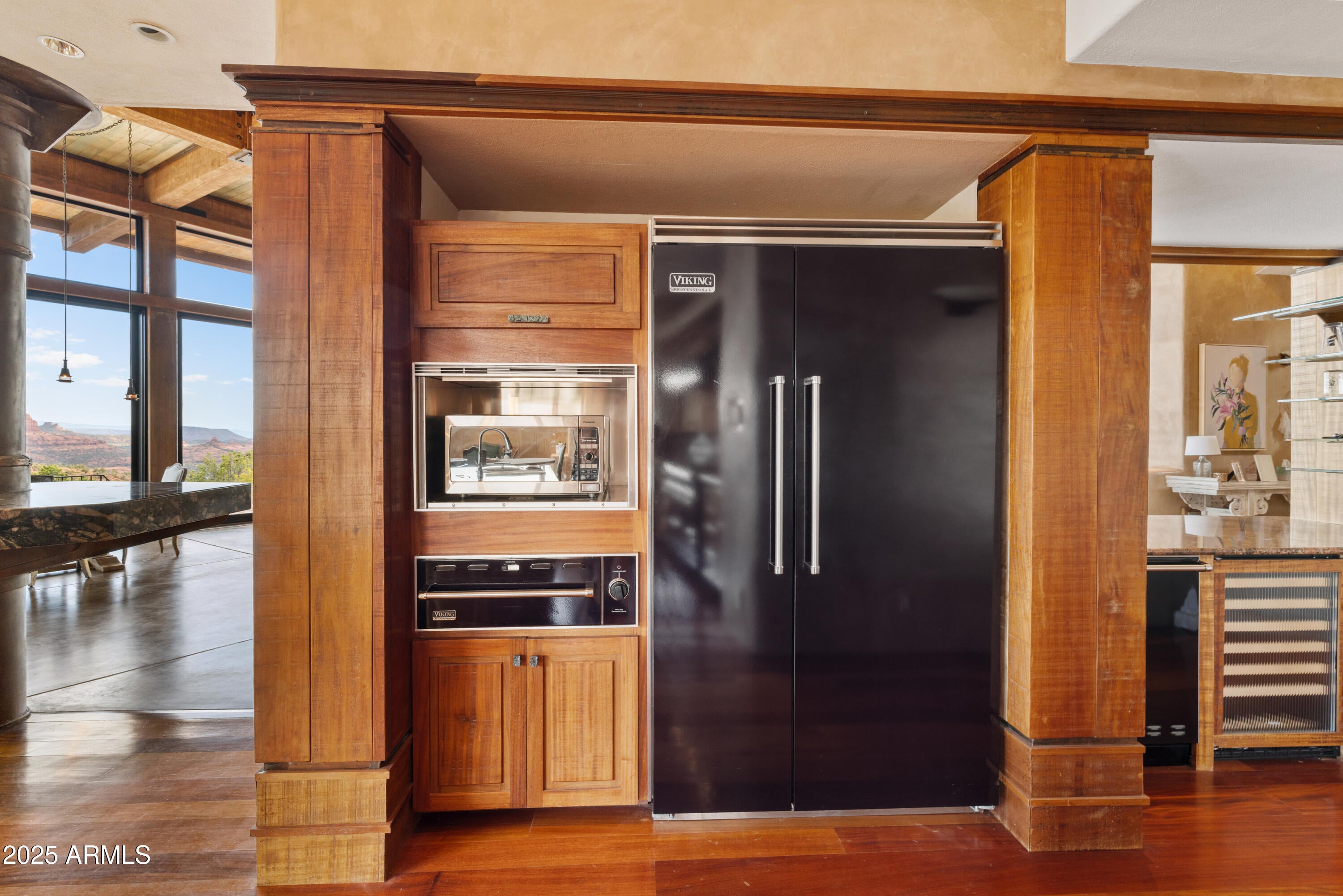 Sedona, Arizona, 86336, United States, 3 Bedrooms Bedrooms, ,6 BathroomsBathrooms,Residential,Active,1944279