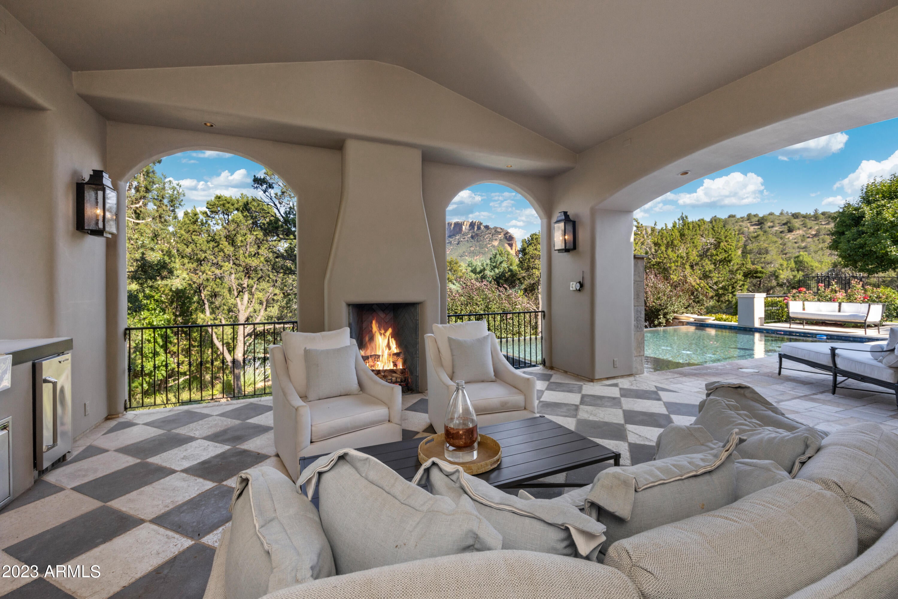 Sedona, Arizona, 86336, United States, 4 Bedrooms Bedrooms, ,6 BathroomsBathrooms,Residential,Active,1945095