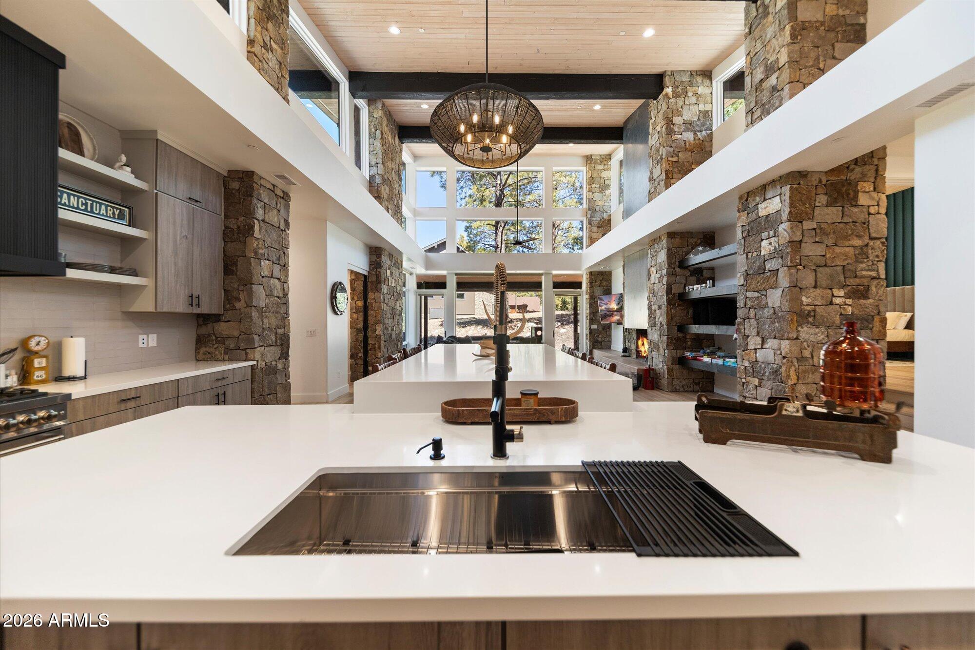 Flagstaff, Arizona, 86005, United States, 4 Bedrooms Bedrooms, ,4 BathroomsBathrooms,Residential,Active,2006862