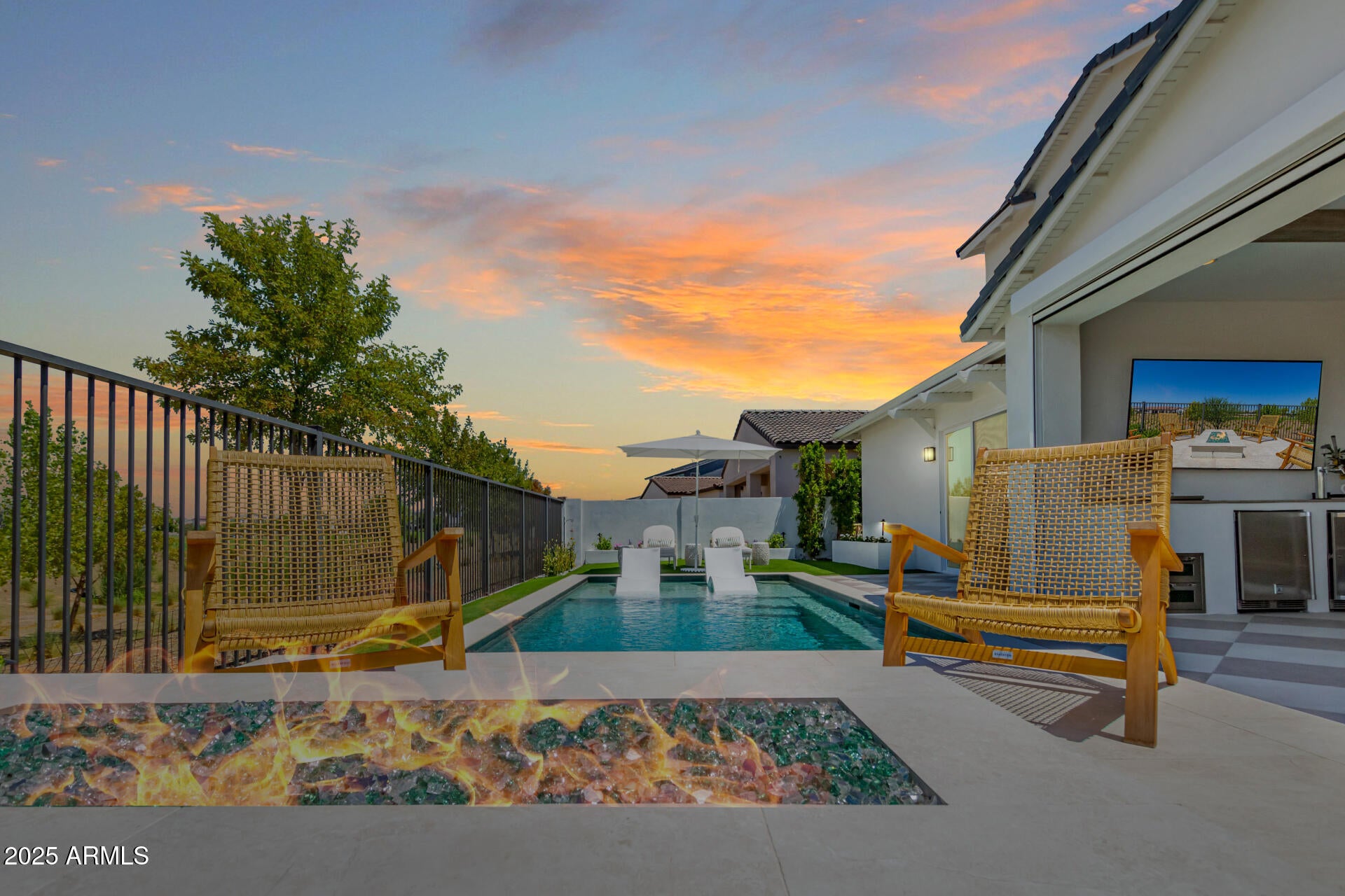 Surprise, Arizona, 85388, United States, 3 Bedrooms Bedrooms, ,4 BathroomsBathrooms,Residential,Active,2008757