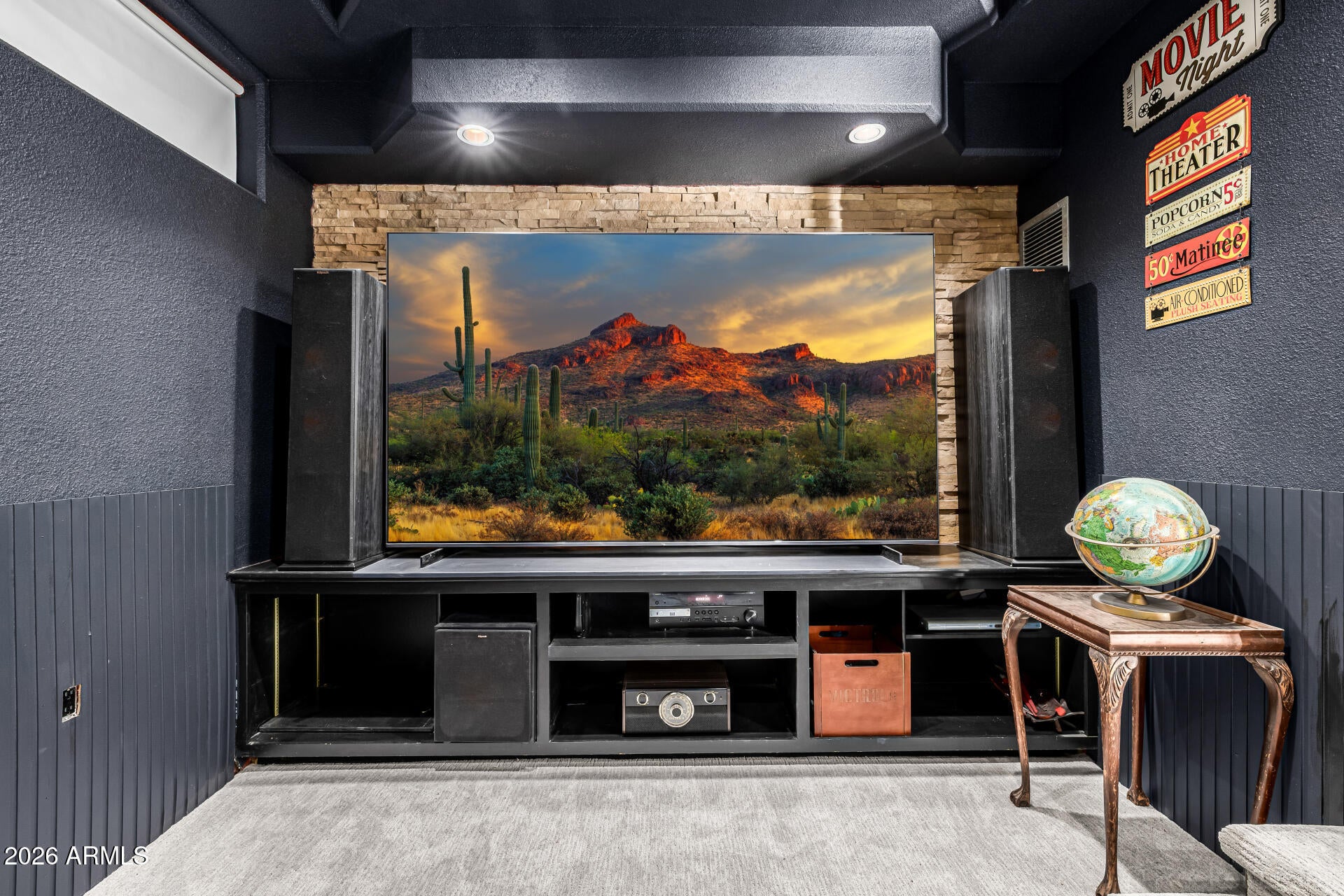 Apache Junction, Arizona, 85119, United States, 4 Bedrooms Bedrooms, ,4 BathroomsBathrooms,Residential,Active,2030090