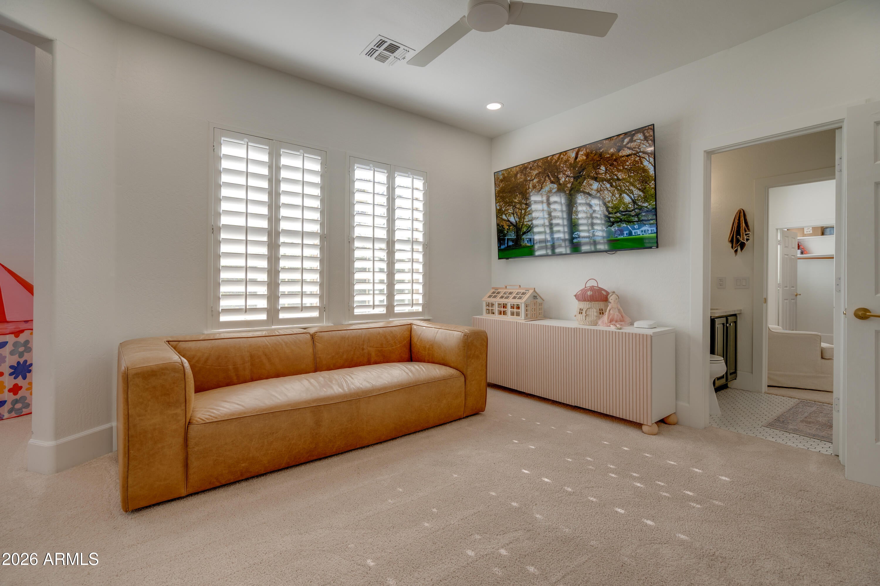 Gilbert, Arizona, 85234, United States, 6 Bedrooms Bedrooms, ,5 BathroomsBathrooms,Residential,Active,2013405