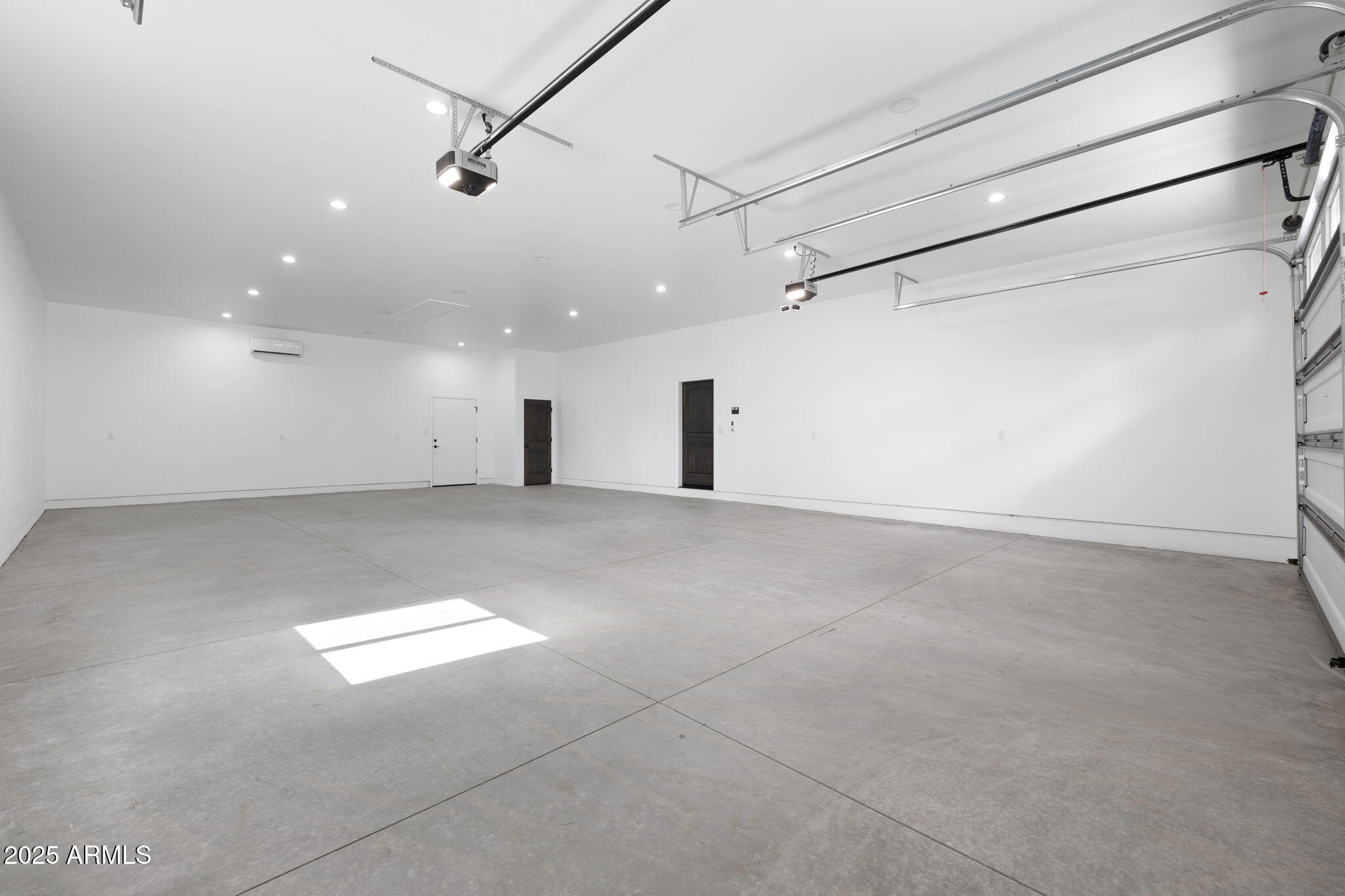 Flagstaff, Arizona, 86004, United States, 4 Bedrooms Bedrooms, ,2 BathroomsBathrooms,Residential,Active,1914817