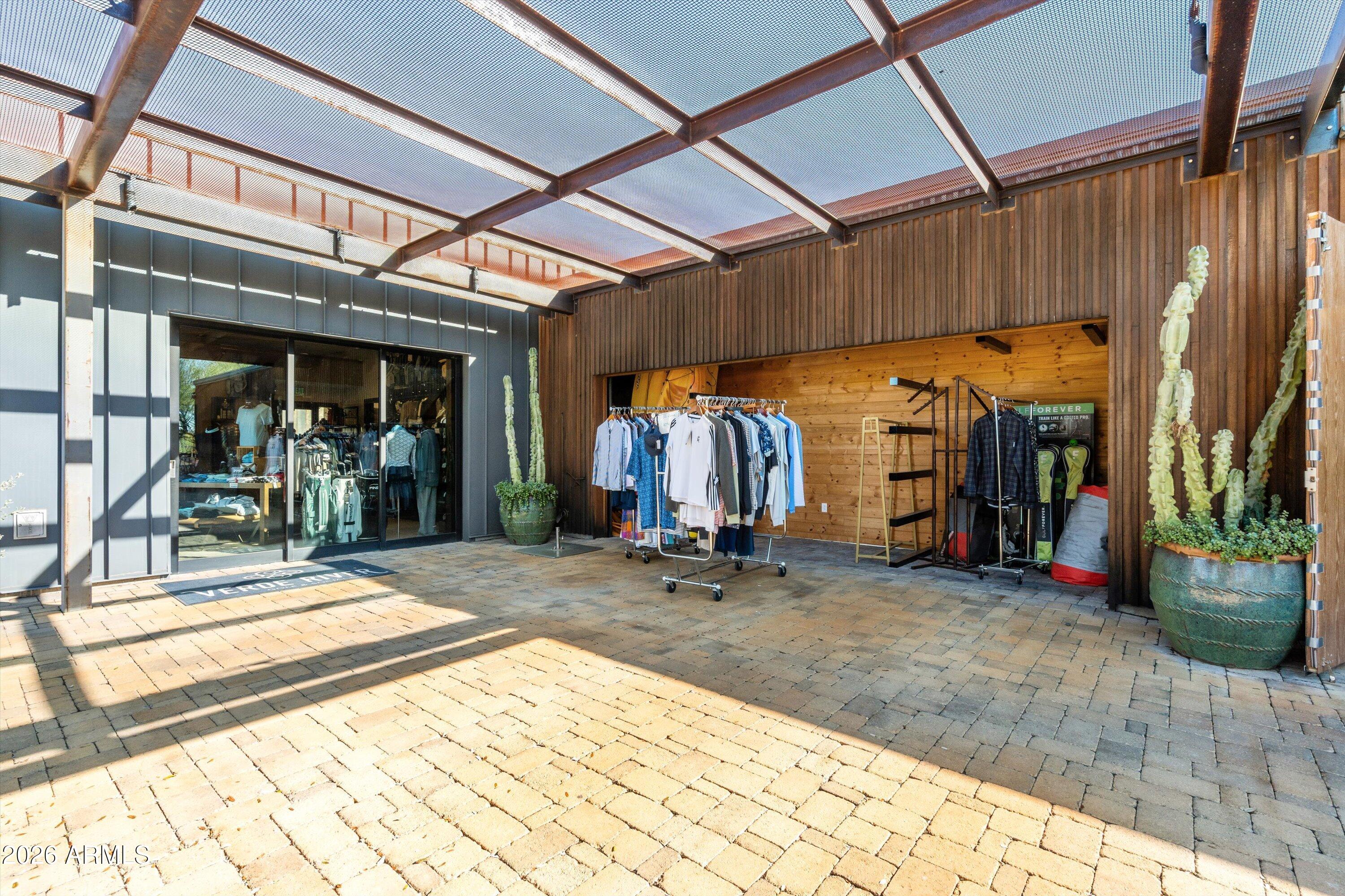 Rio Verde, Arizona, 85263, United States, 3 Bedrooms Bedrooms, ,4 BathroomsBathrooms,Residential,Active,2008716