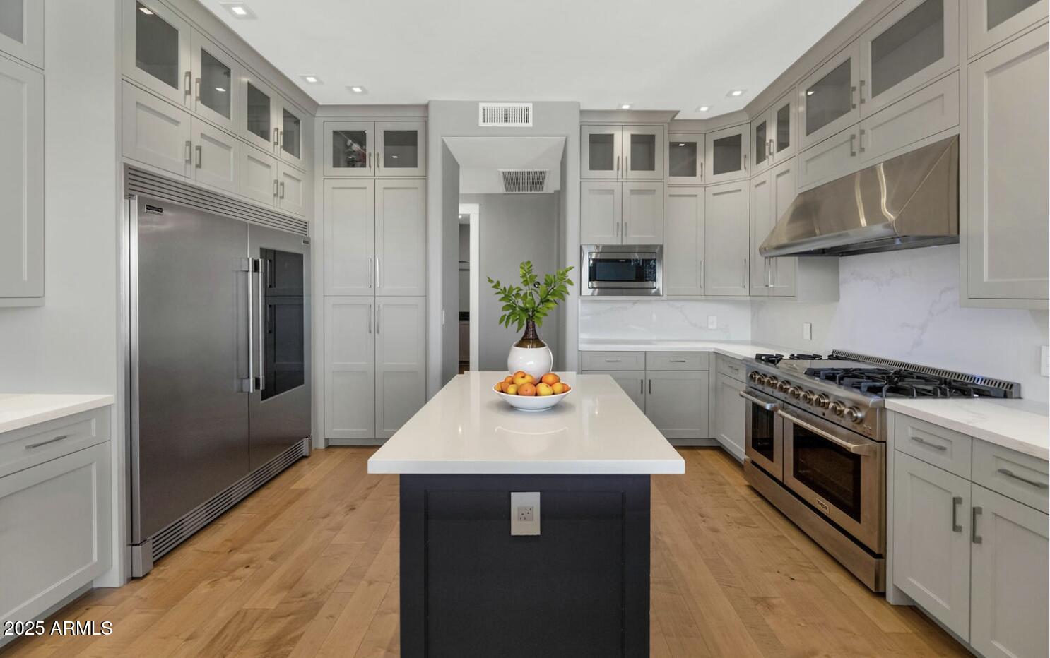 Glendale, Arizona, 85310, United States, 4 Bedrooms Bedrooms, ,4 BathroomsBathrooms,Residential,Active,1953274