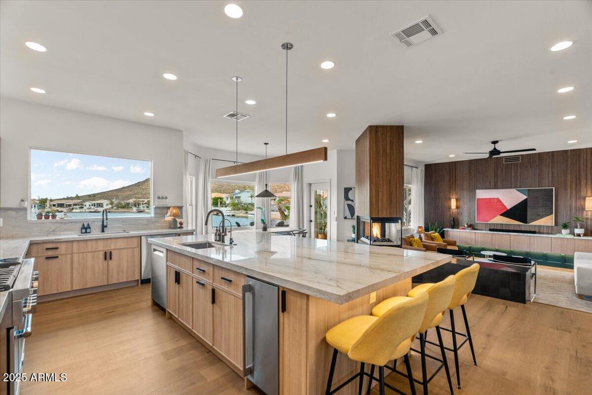 Glendale, Arizona, 85308, United States, 5 Bedrooms Bedrooms, ,4 BathroomsBathrooms,Residential,Active,1964279