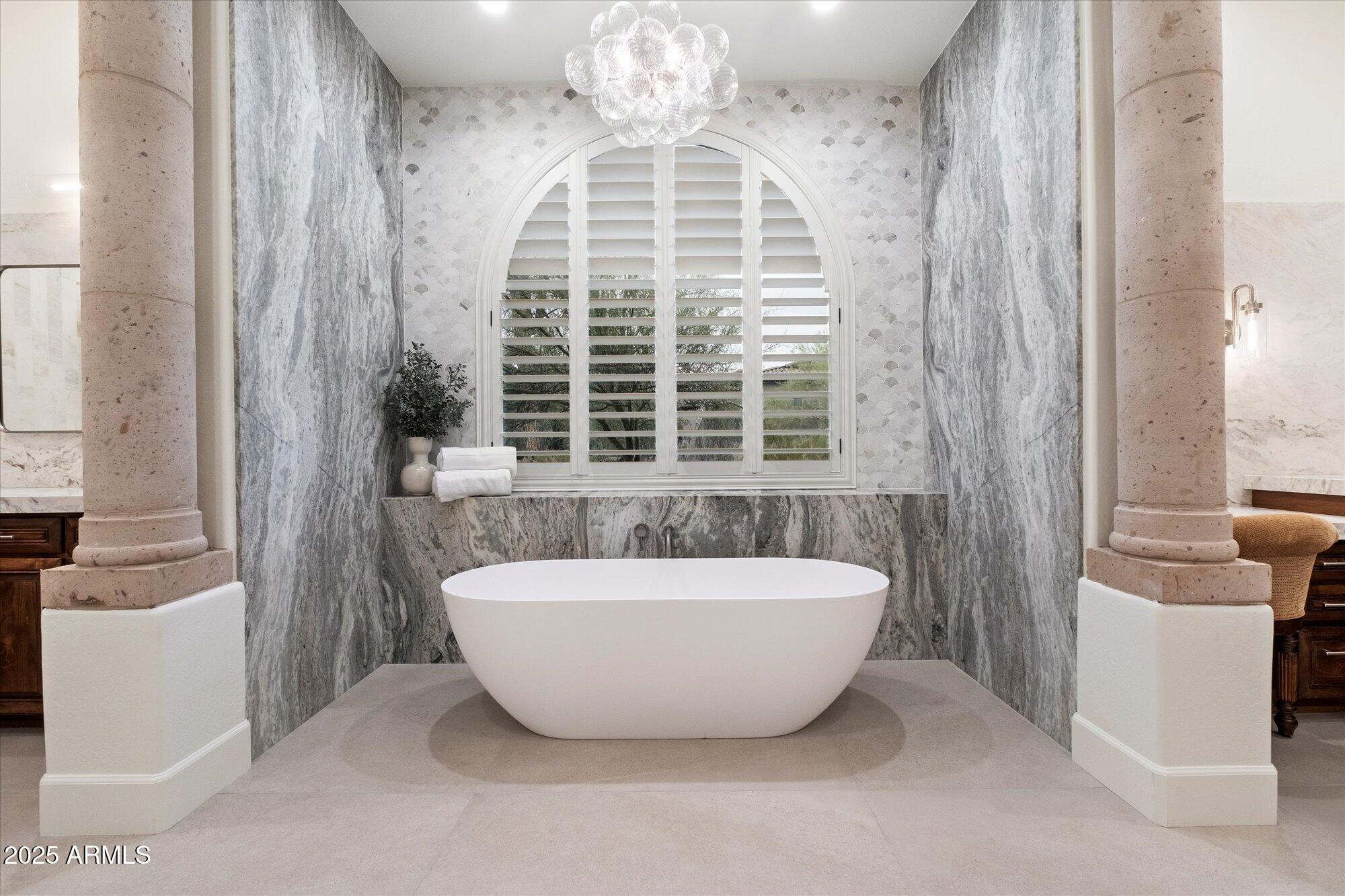 Scottsdale, Arizona, 85266, United States, 5 Bedrooms Bedrooms, ,7 BathroomsBathrooms,Residential,Active,1914791