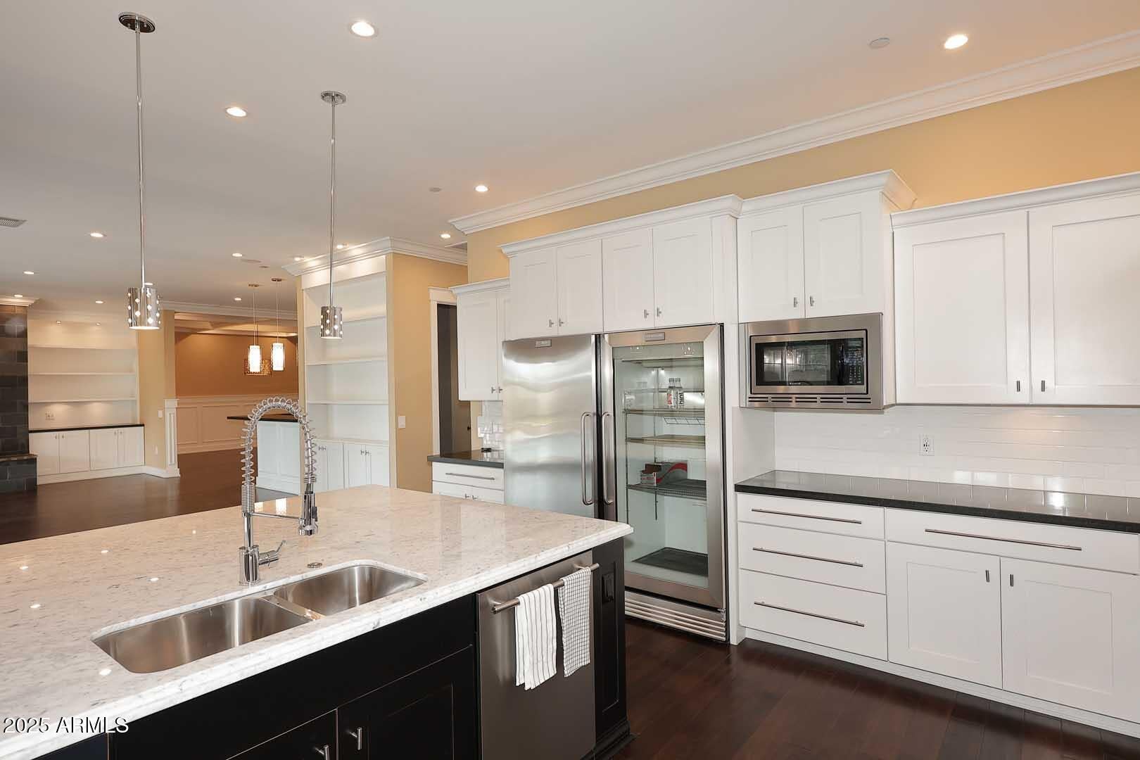 Scottsdale, Arizona, 85258, United States, 5 Bedrooms Bedrooms, ,5 BathroomsBathrooms,Residential,Active,1997642