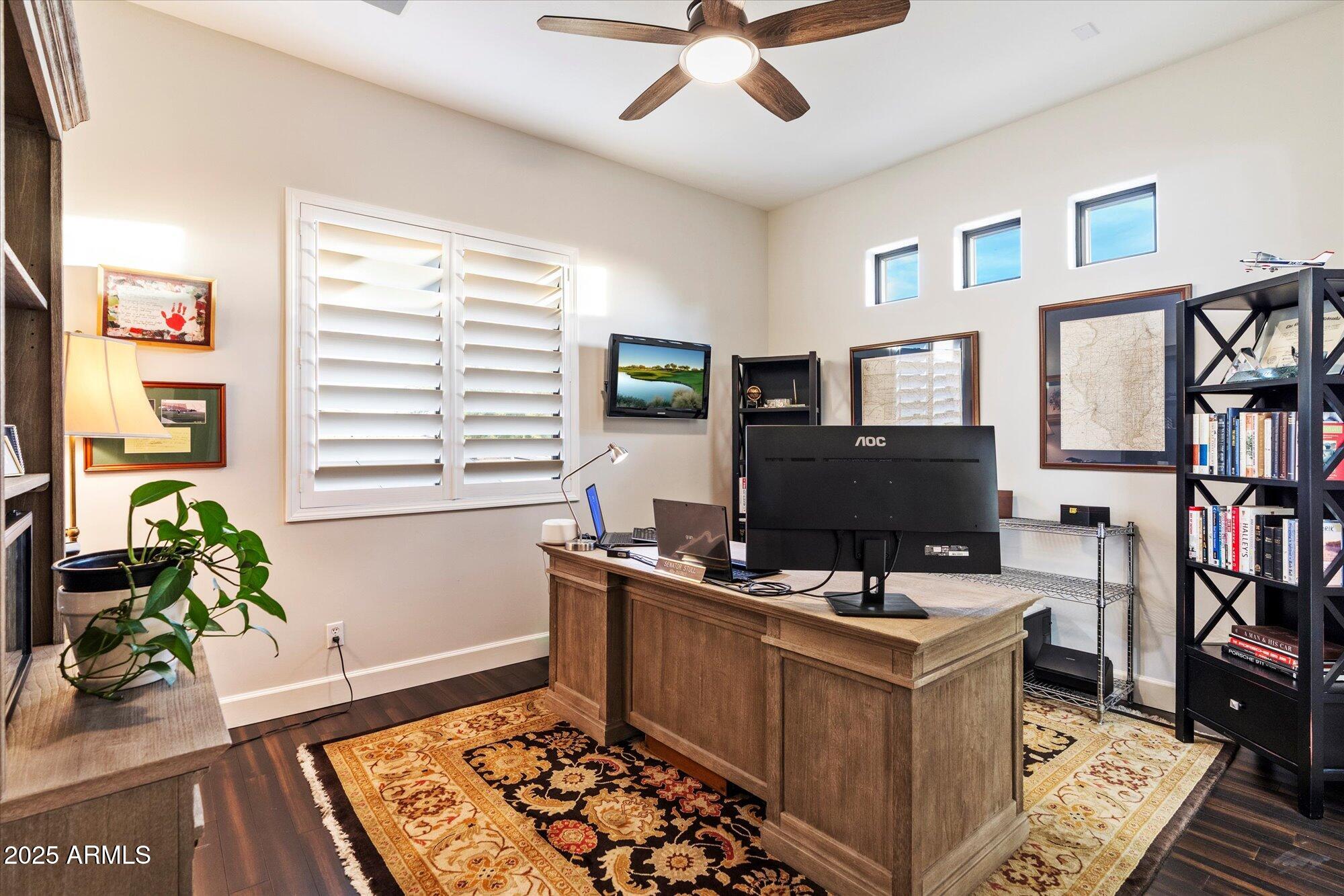 Phoenix, Arizona, 85054, United States, 4 Bedrooms Bedrooms, ,3 BathroomsBathrooms,Residential,Active,2008269