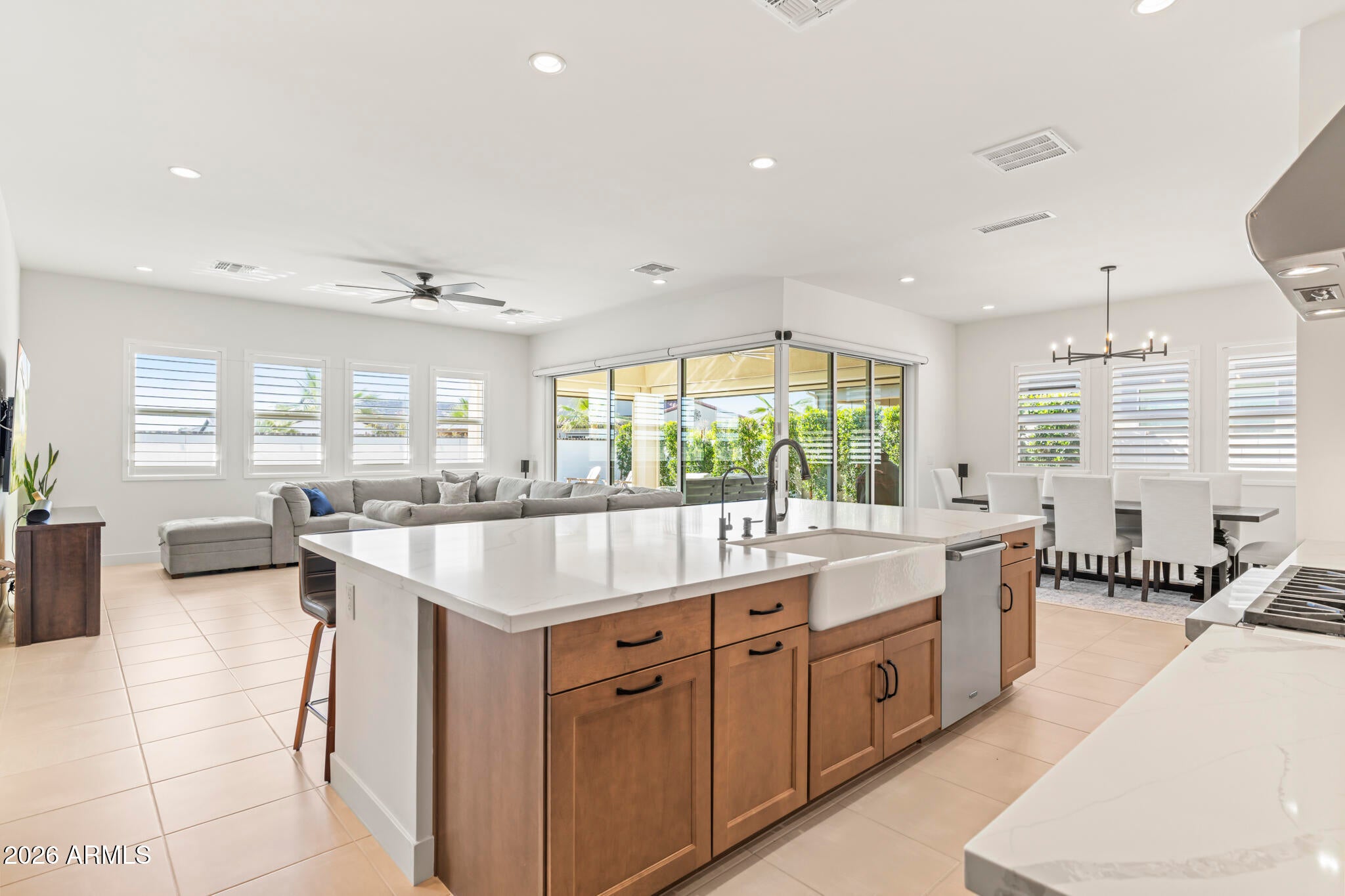 Surprise, Arizona, 85388, United States, 5 Bedrooms Bedrooms, ,4 BathroomsBathrooms,Residential,Active,2010525