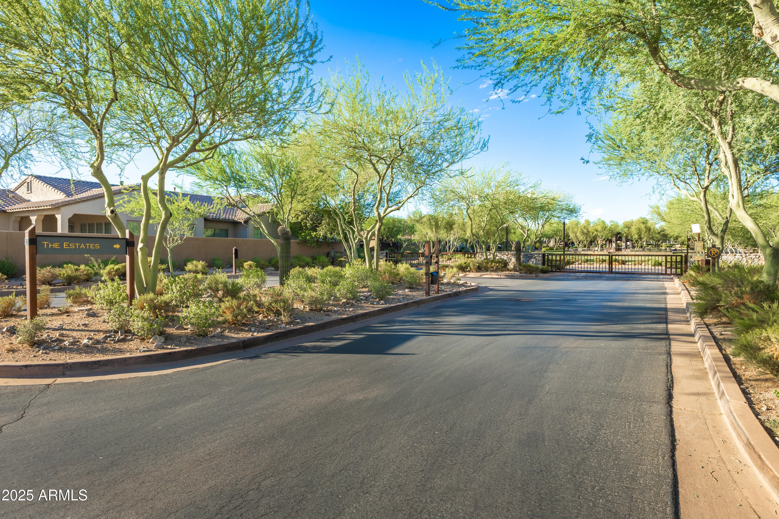 Scottsdale, Arizona, 85255, United States, 5 Bedrooms Bedrooms, ,3 BathroomsBathrooms,Residential,Active,1946529