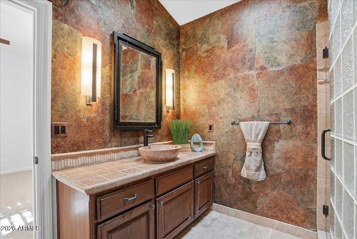 Scottsdale, Arizona, 85260, United States, 4 Bedrooms Bedrooms, ,3 BathroomsBathrooms,Residential,Active,2011220