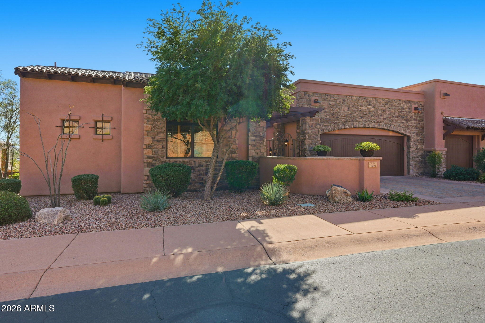 Fountain Hills, Arizona, 85268, United States, 3 Bedrooms Bedrooms, ,4 BathroomsBathrooms,Residential,Active,2009843