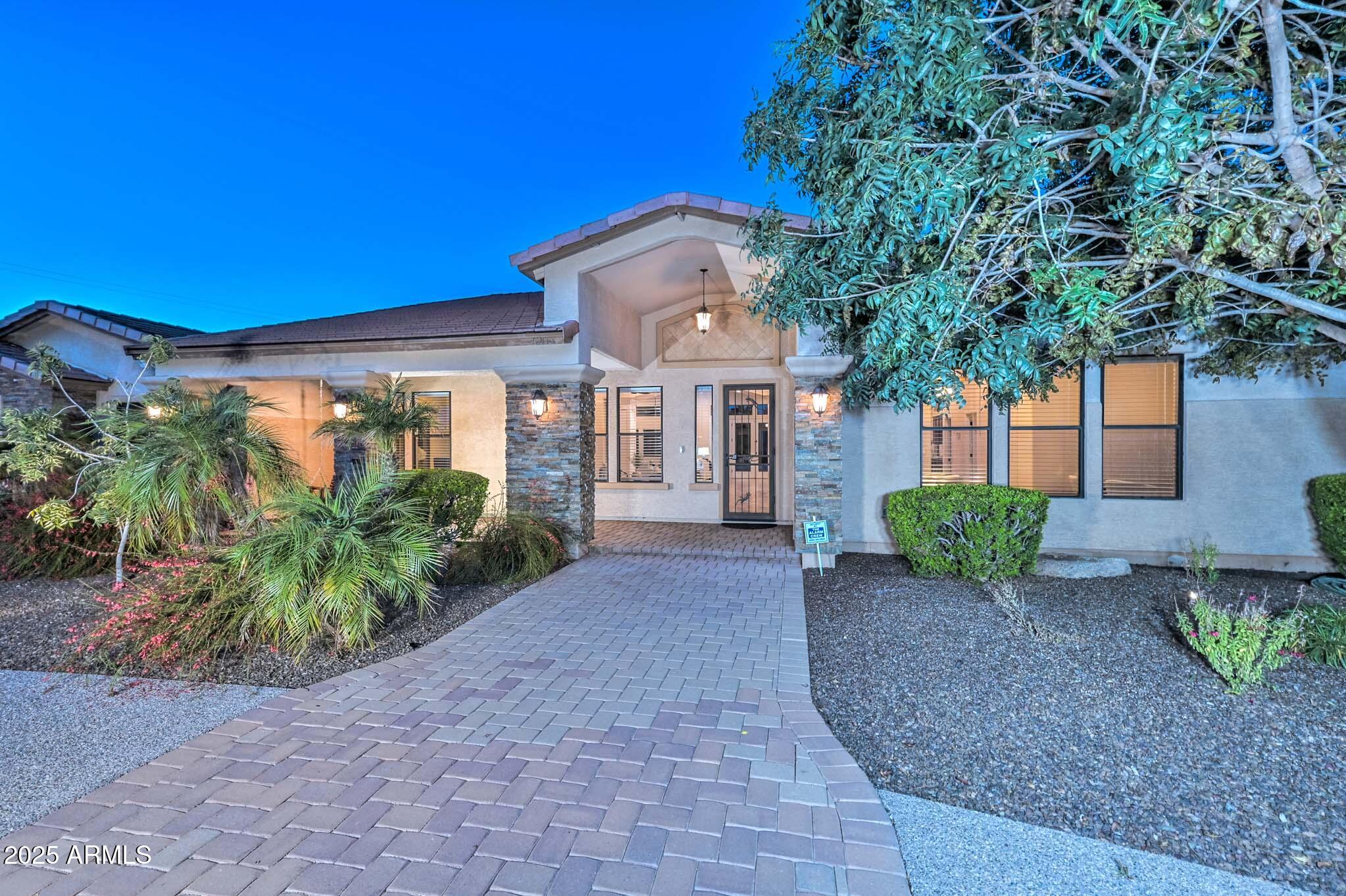 Phoenix, Arizona, 85032, United States, 5 Bedrooms Bedrooms, ,4 BathroomsBathrooms,Residential,Active,1993957