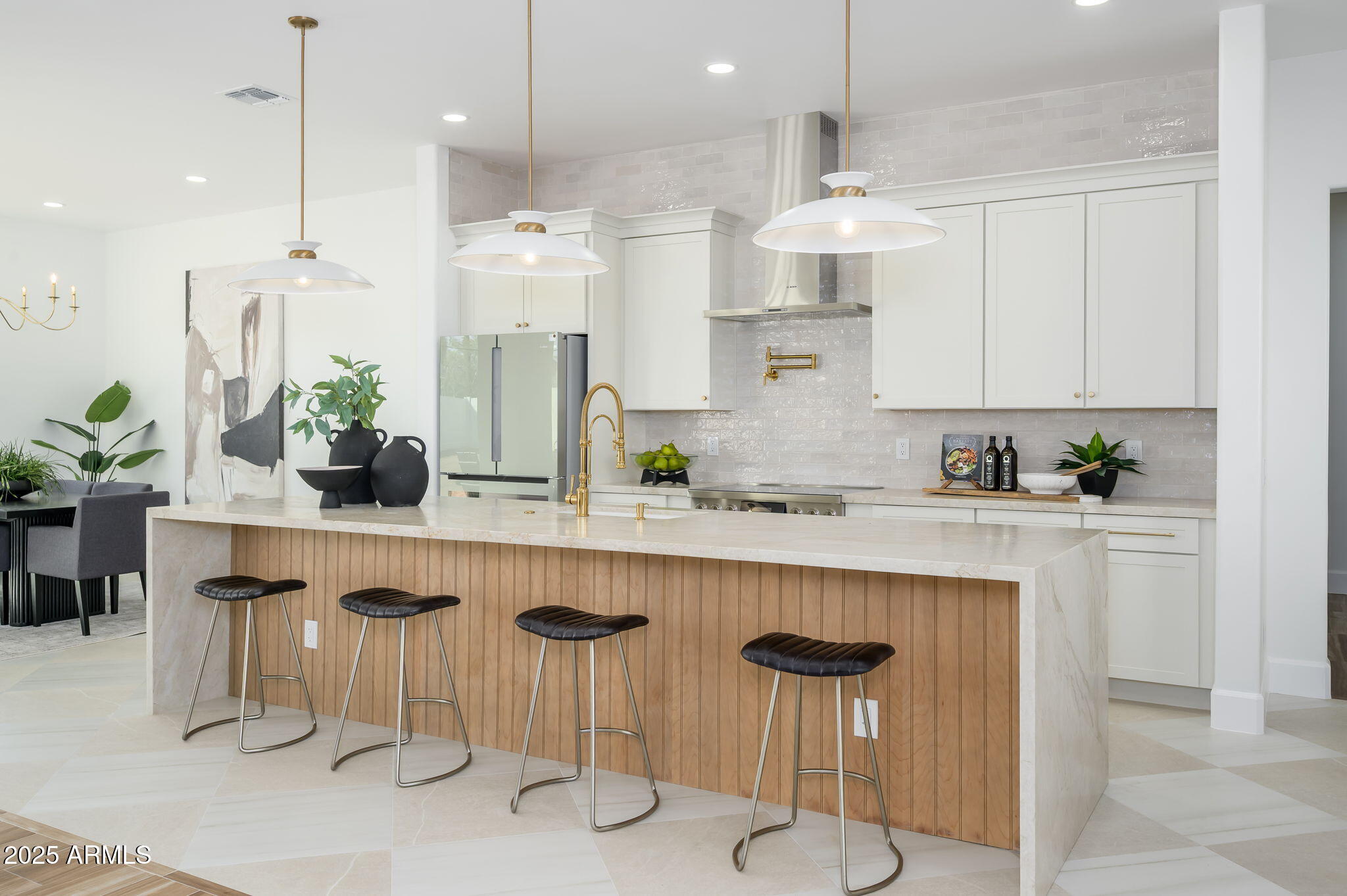 Mesa, Arizona, 85215, United States, 5 Bedrooms Bedrooms, ,6 BathroomsBathrooms,Residential,Active,2007302