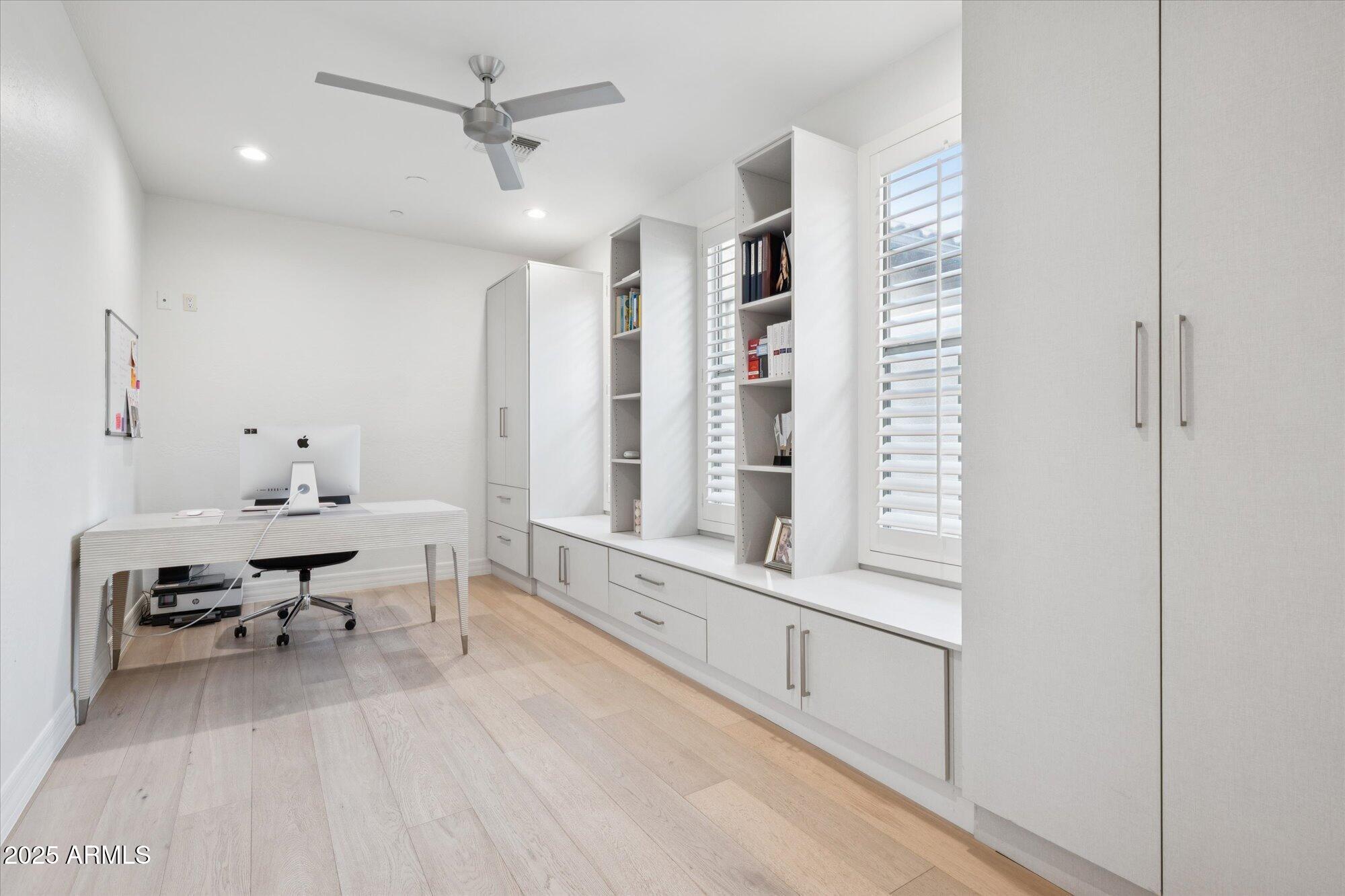 Scottsdale, Arizona, 85255, United States, 4 Bedrooms Bedrooms, ,3 BathroomsBathrooms,Residential,Active,1996700