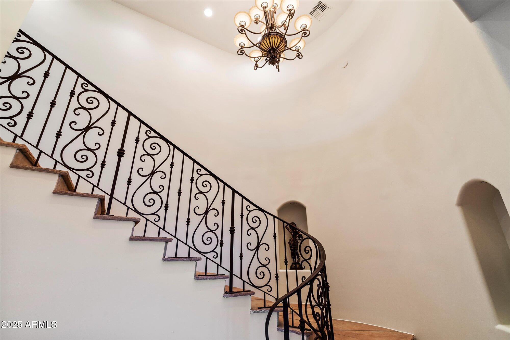 Paradise Valley, Arizona, 85253, United States, 6 Bedrooms Bedrooms, ,7 BathroomsBathrooms,Residential,Active,1946519