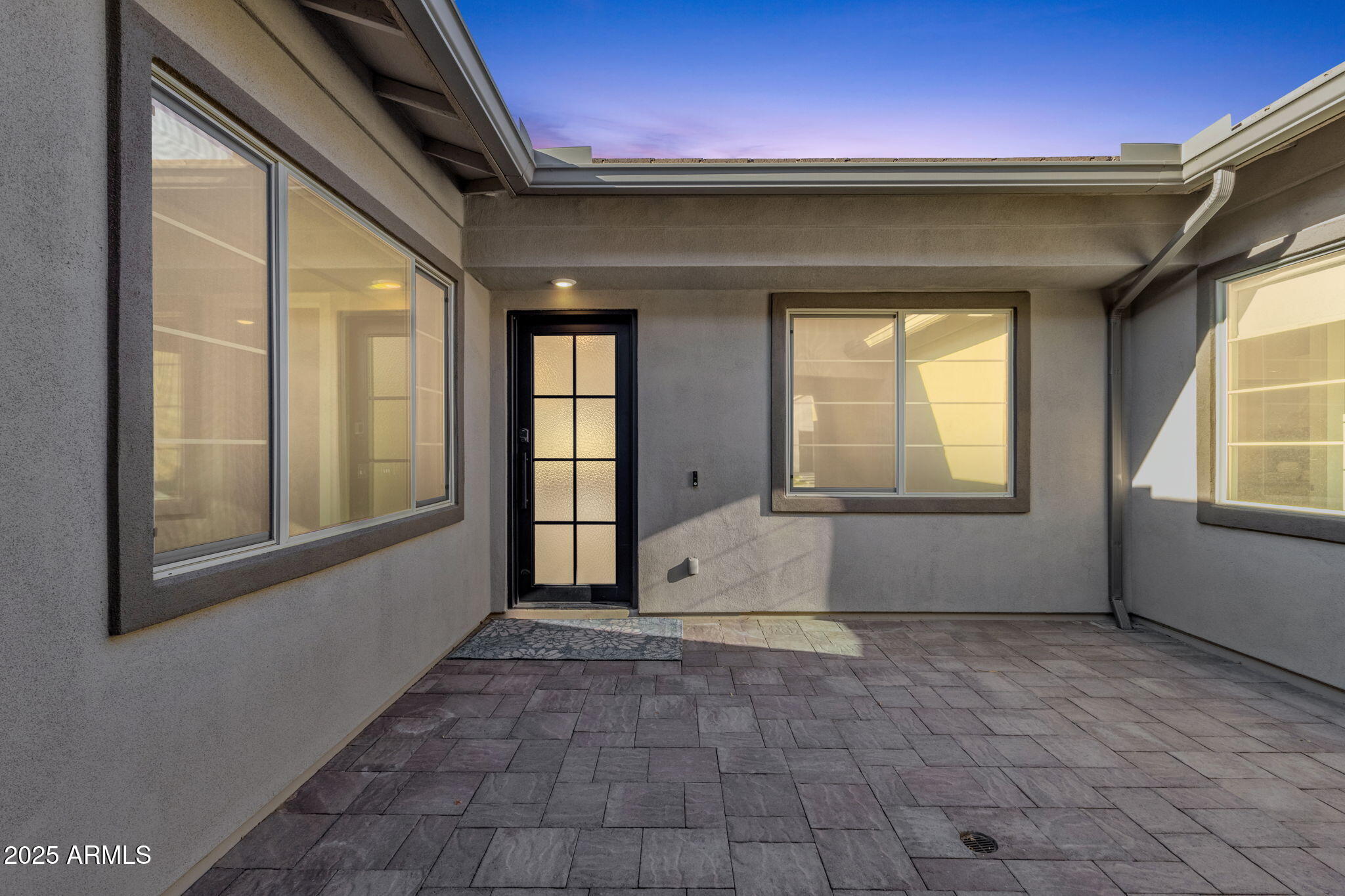 Gilbert, Arizona, 85298, United States, 5 Bedrooms Bedrooms, ,4 BathroomsBathrooms,Residential,Pending,1998605