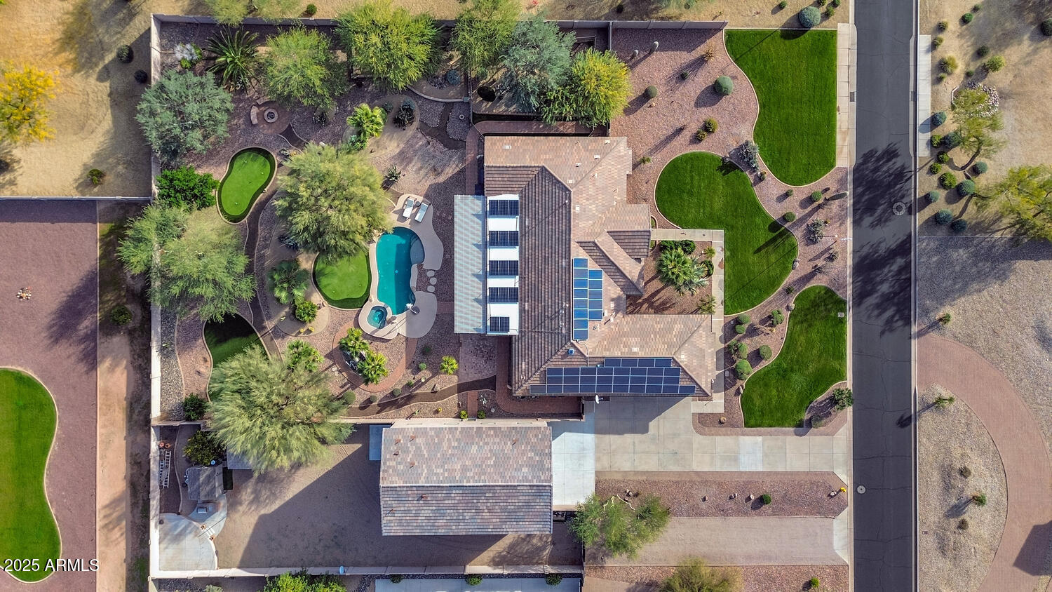 Surprise, Arizona, 85379, United States, 4 Bedrooms Bedrooms, ,5 BathroomsBathrooms,Residential,Active,2007331