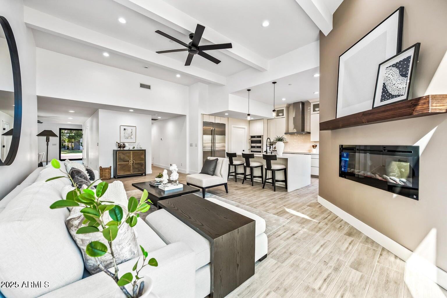 Scottsdale, Arizona, 85258, United States, 4 Bedrooms Bedrooms, ,4 BathroomsBathrooms,Residential,Active,1994950