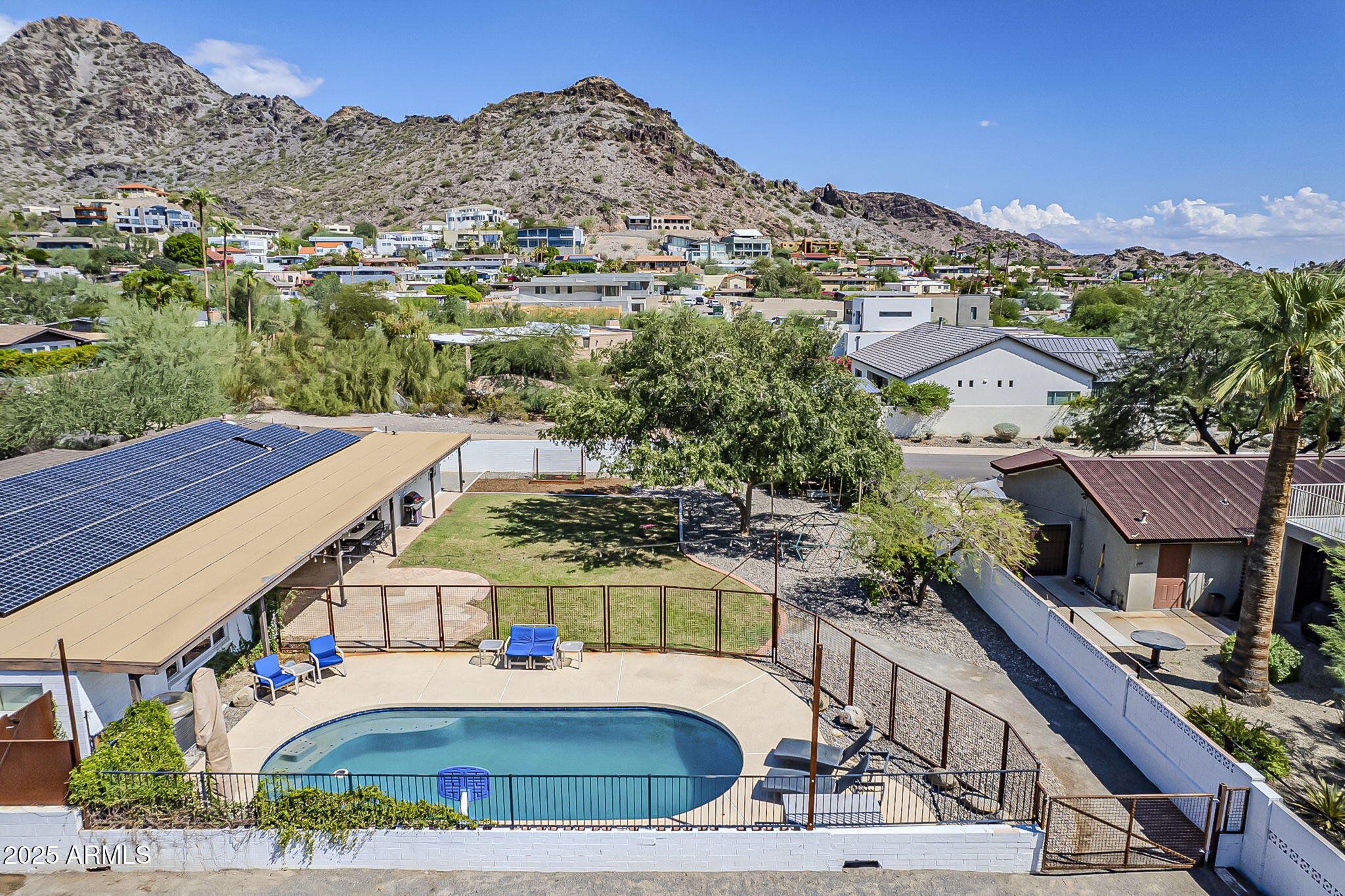 Phoenix, Arizona, 85020, United States, 4 Bedrooms Bedrooms, ,4 BathroomsBathrooms,Residential,Active,1946320