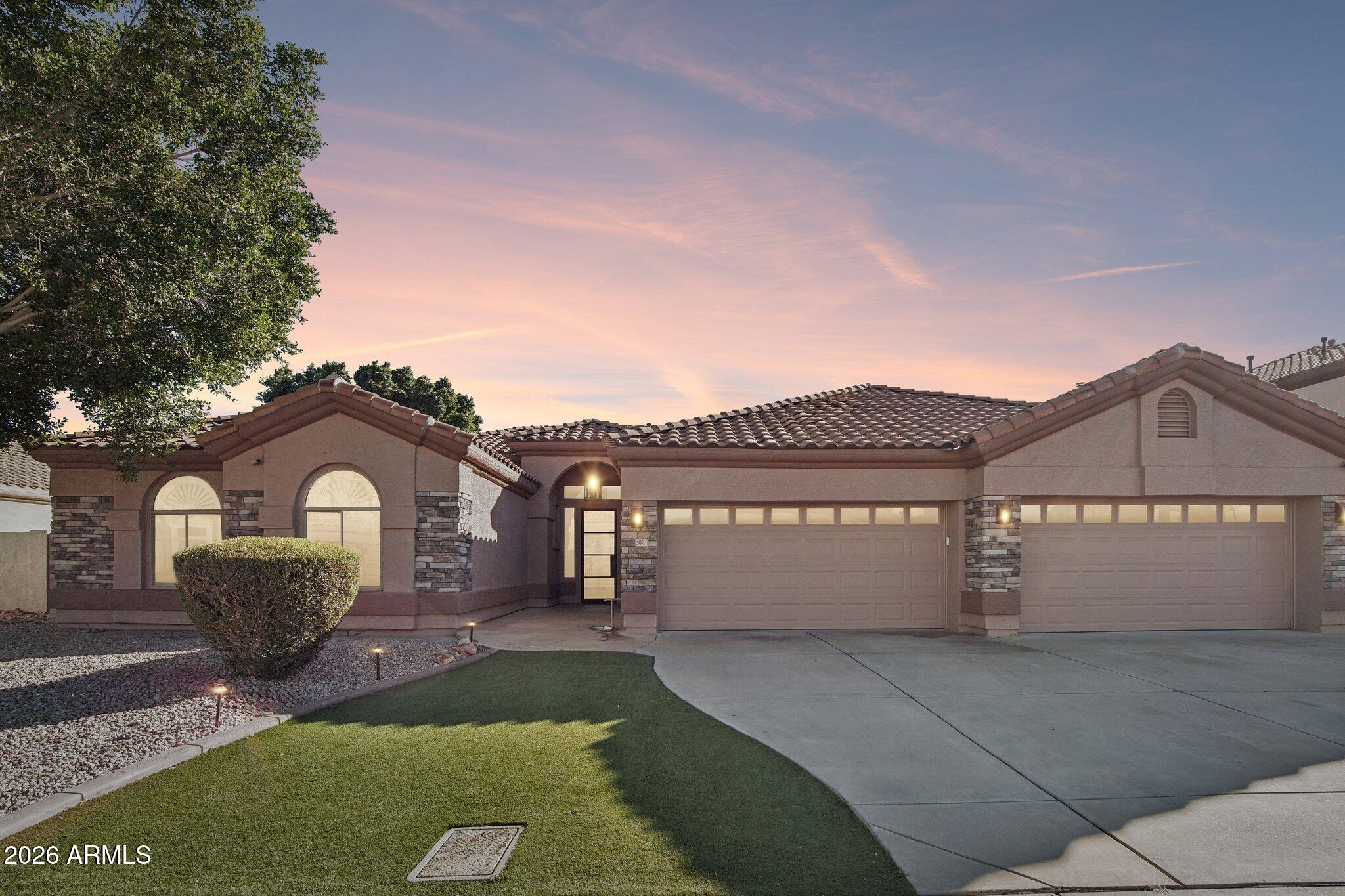 Glendale, Arizona, 85308, United States, 4 Bedrooms Bedrooms, ,3 BathroomsBathrooms,Residential,Active,2012904