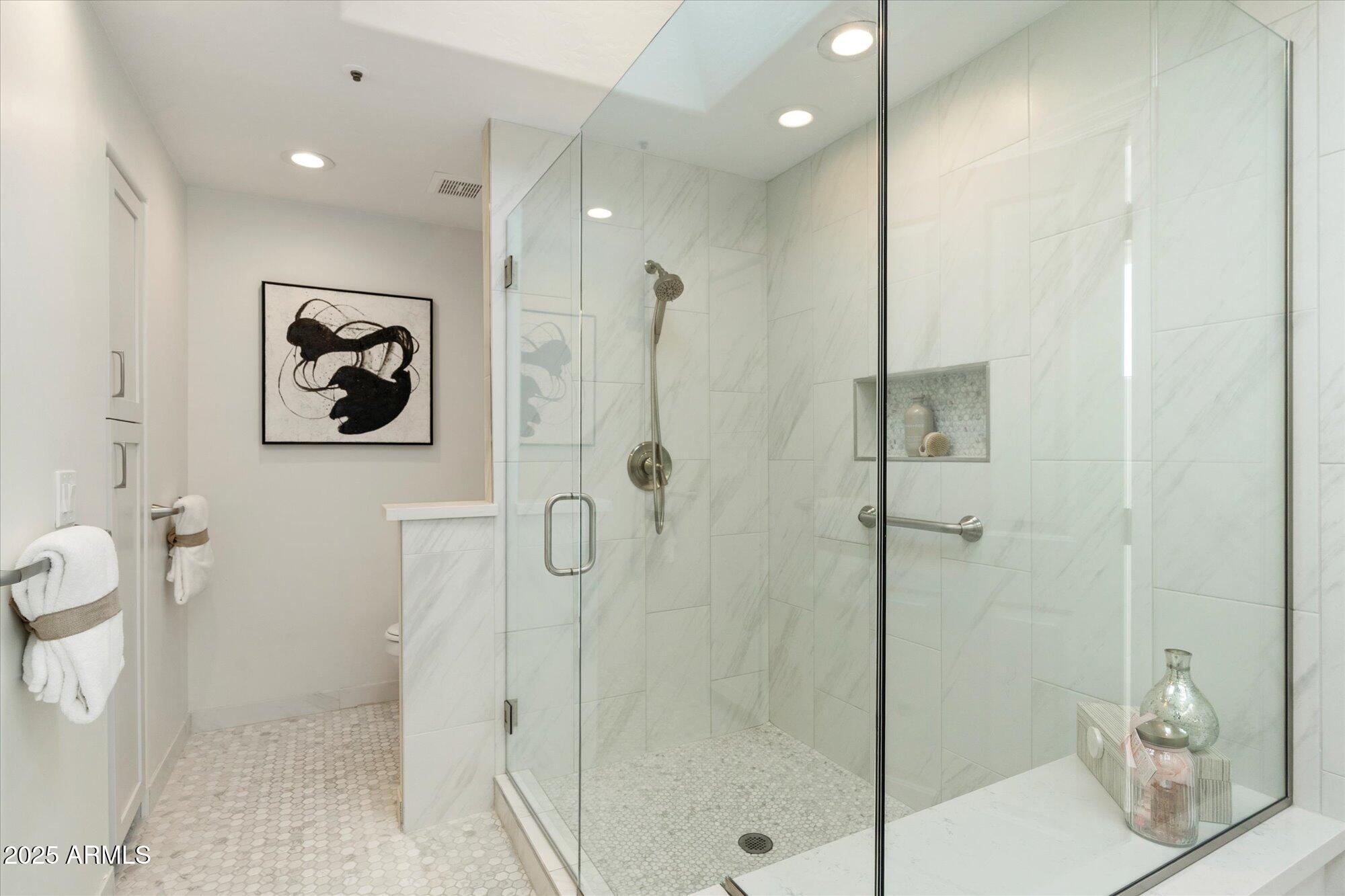 Scottsdale, Arizona, 85250, United States, 4 Bedrooms Bedrooms, ,3 BathroomsBathrooms,Residential,Active,2007185