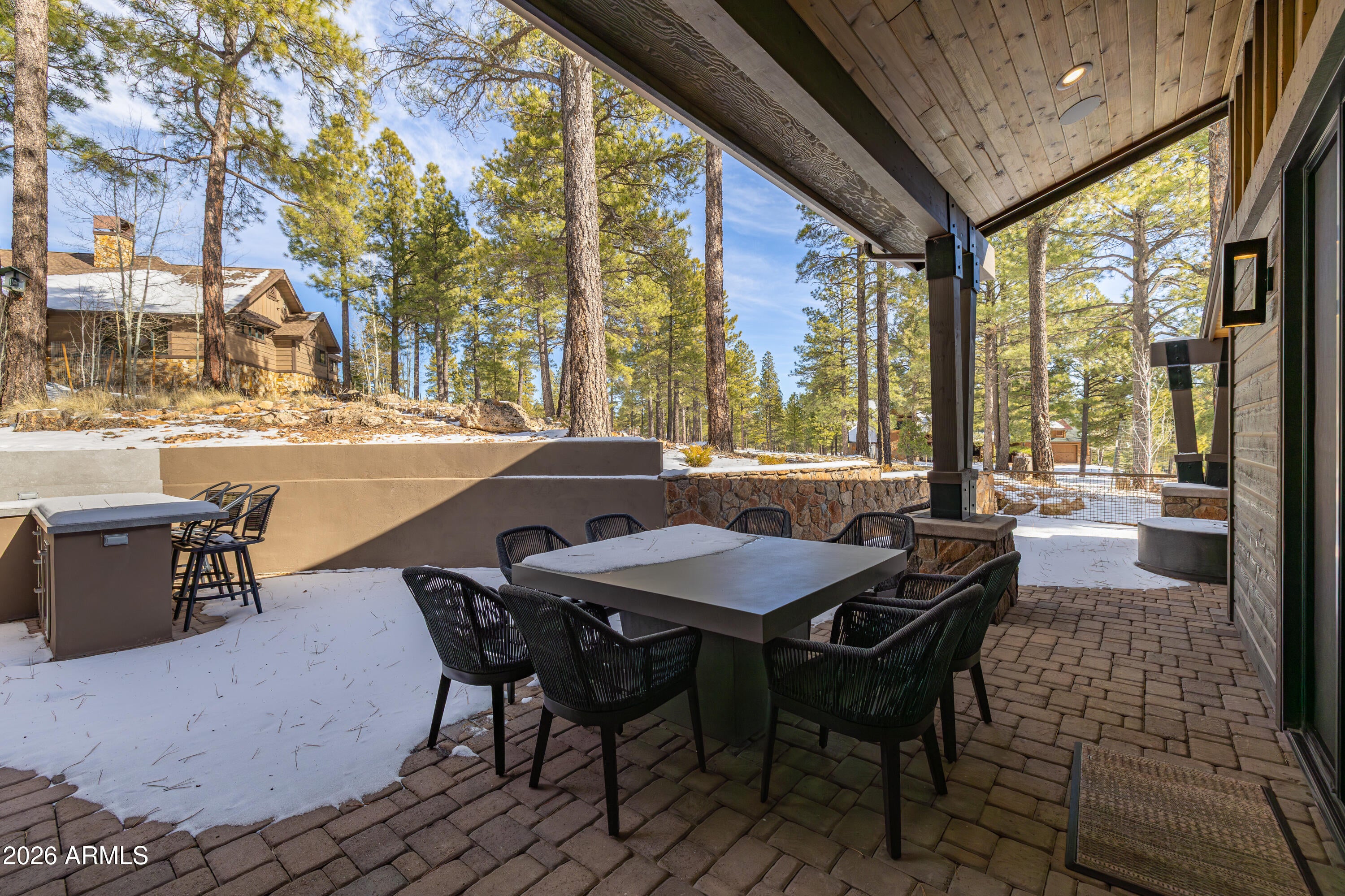 Flagstaff, Arizona, 86005, United States, 4 Bedrooms Bedrooms, ,4 BathroomsBathrooms,Residential,Active,2010909