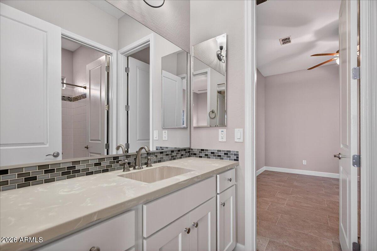 Goodyear, Arizona, 85338, United States, 5 Bedrooms Bedrooms, ,4 BathroomsBathrooms,Residential,Active,2030981