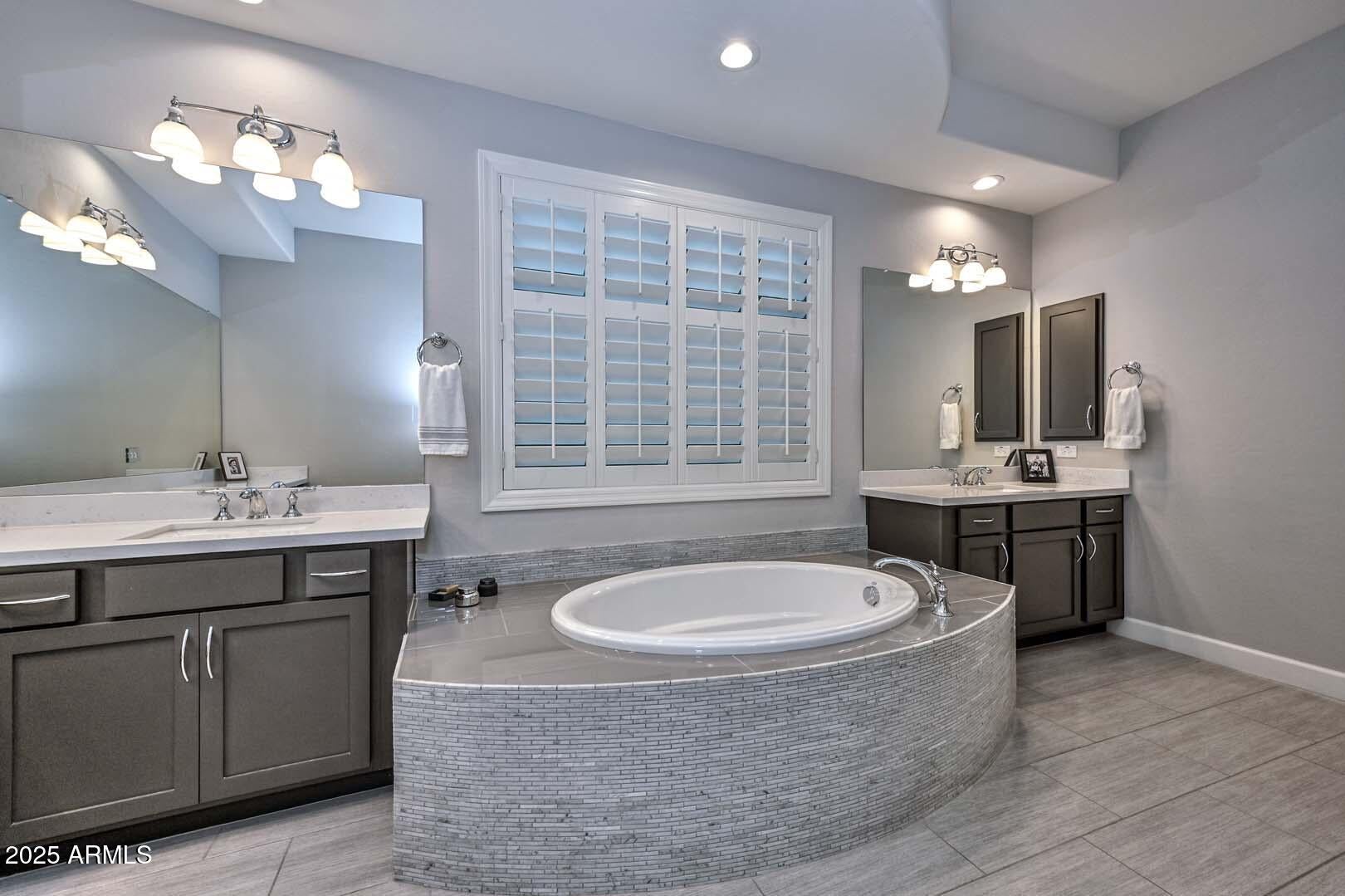 Cave Creek, Arizona, 85331, United States, 4 Bedrooms Bedrooms, ,4 BathroomsBathrooms,Residential,Active,1969643