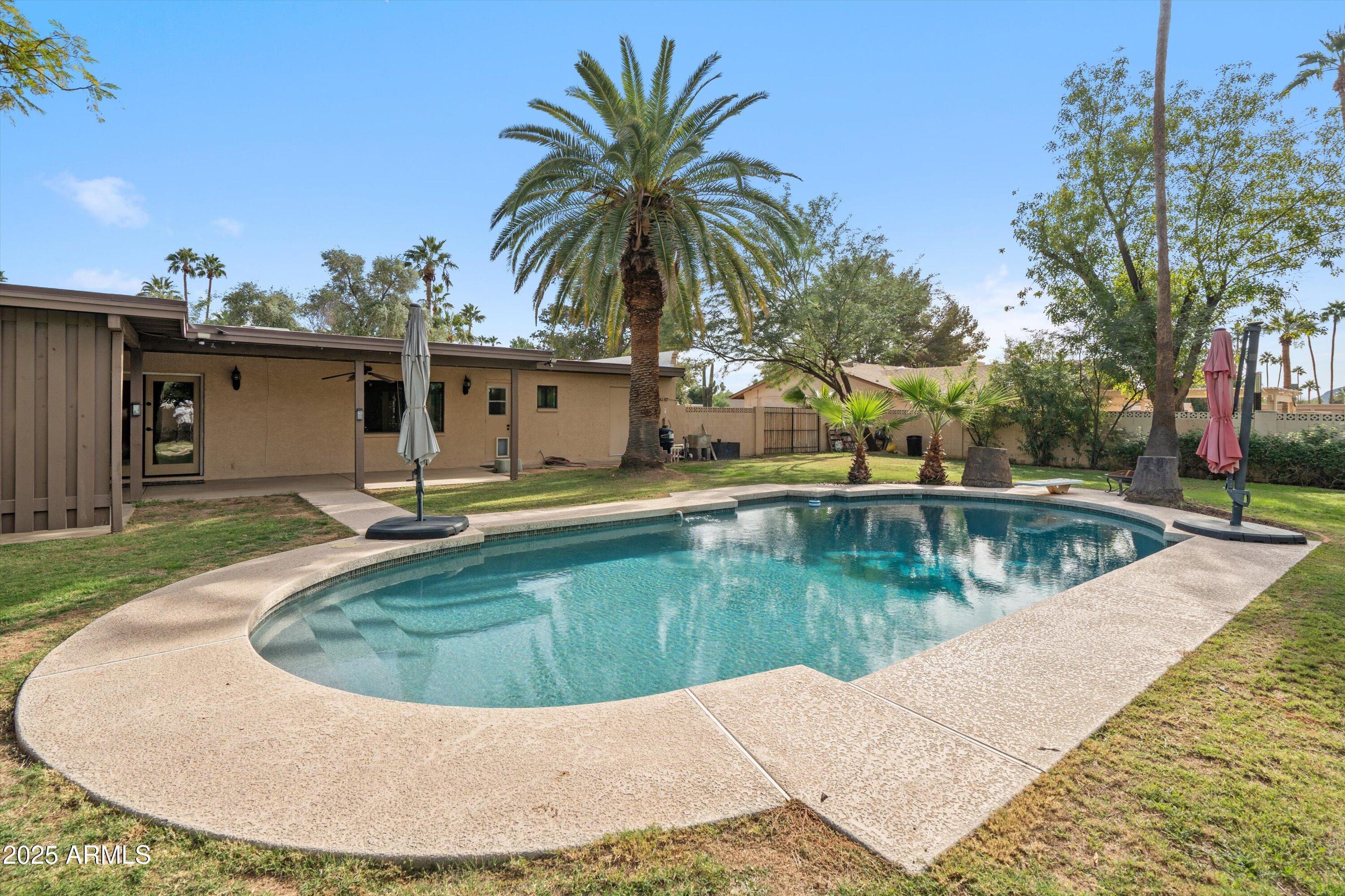 Scottsdale, Arizona, 85254, United States, 4 Bedrooms Bedrooms, ,3 BathroomsBathrooms,Residential,Contingent,2006859