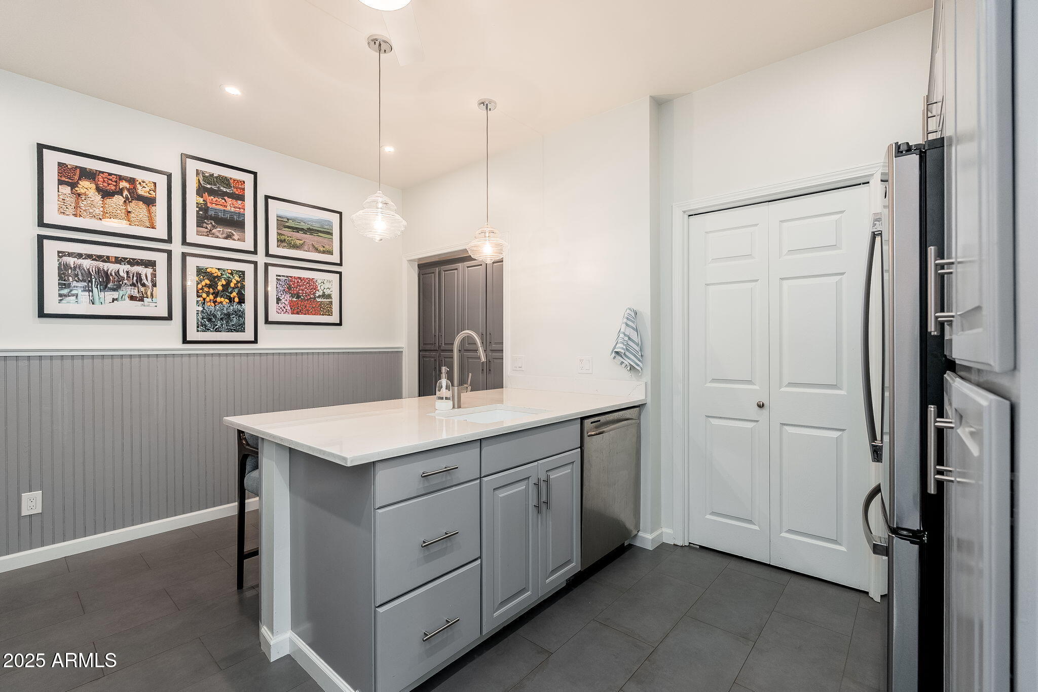 Flagstaff, Arizona, 86004, United States, 5 Bedrooms Bedrooms, ,4 BathroomsBathrooms,Residential,Active,1894165