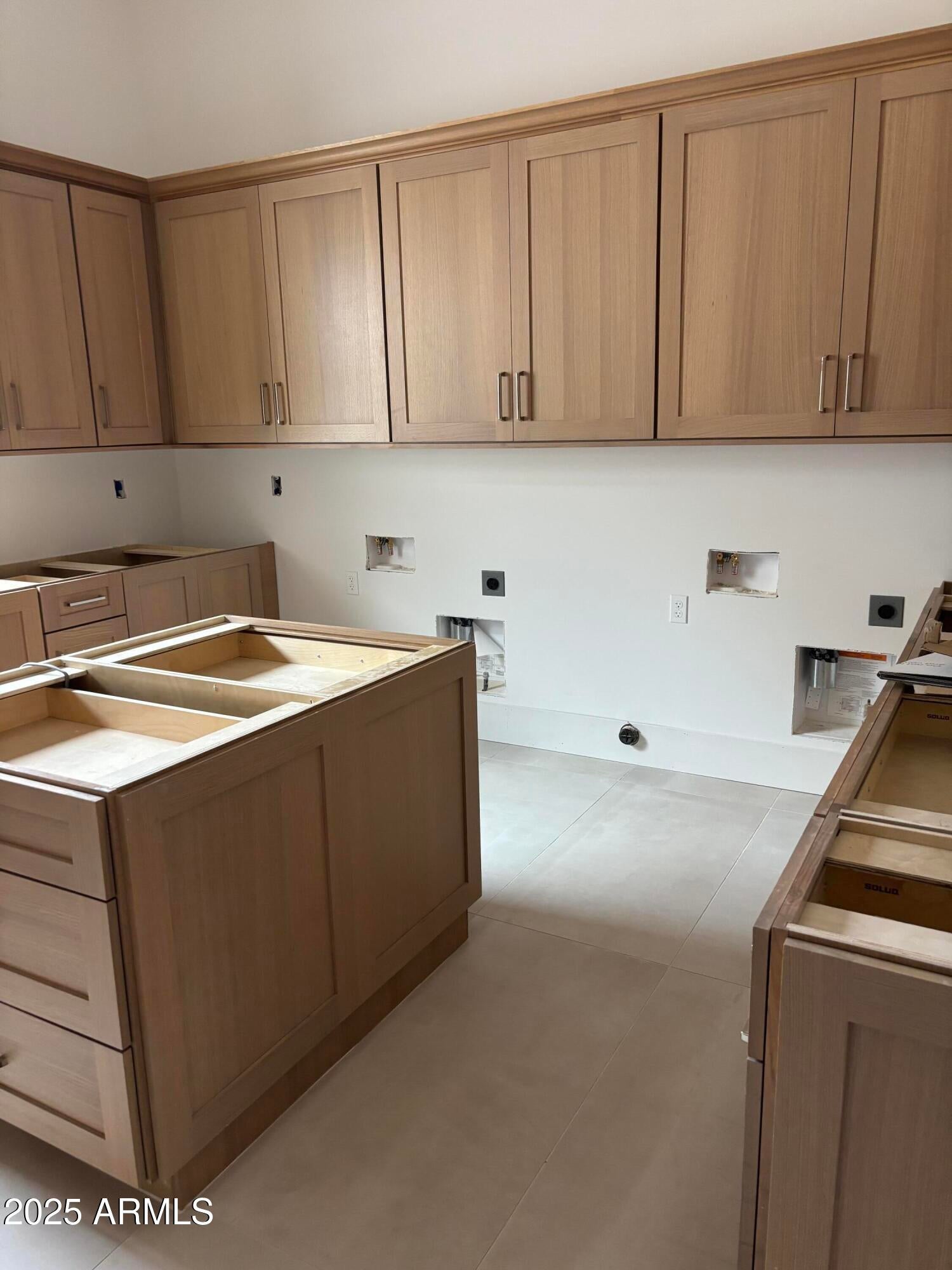 Paradise Valley, Arizona, 85253, United States, 6 Bedrooms Bedrooms, ,7 BathroomsBathrooms,Residential,Active,1863538