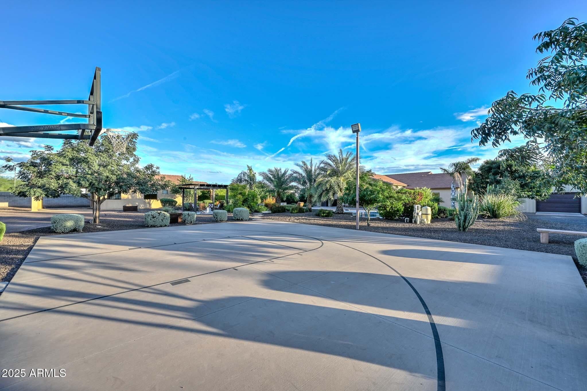 Phoenix, Arizona, 85032, United States, 5 Bedrooms Bedrooms, ,4 BathroomsBathrooms,Residential,Active,1993957