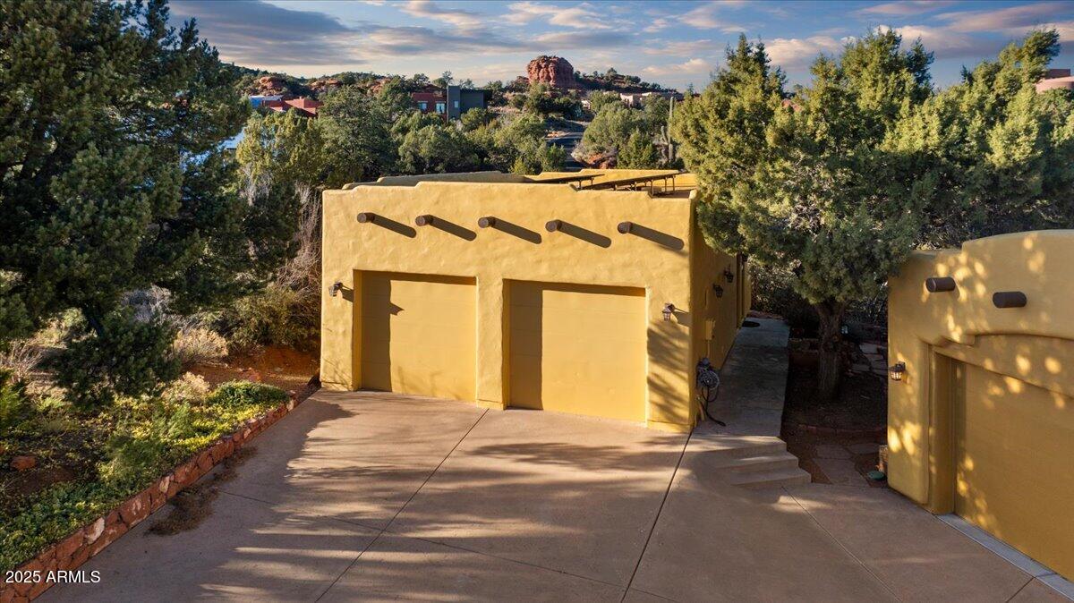 Sedona, Arizona, 86351, United States, 5 Bedrooms Bedrooms, ,5 BathroomsBathrooms,Residential,Active,1951787