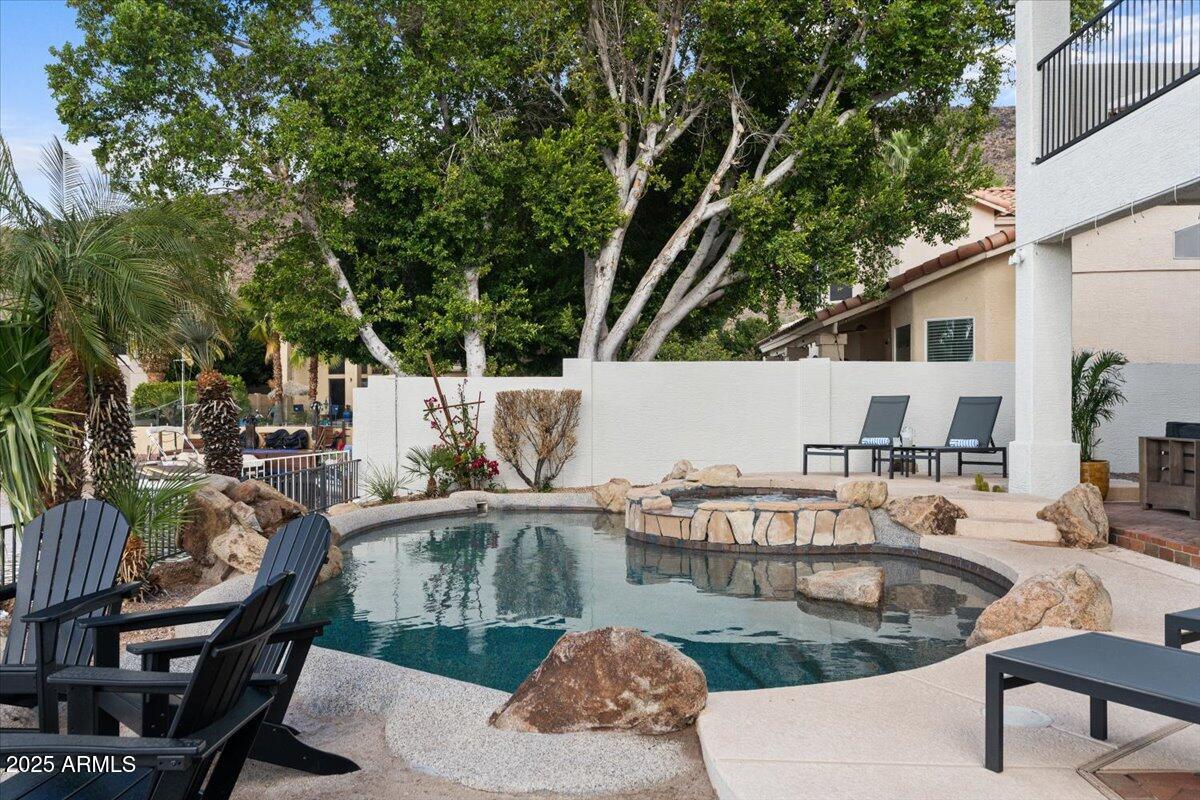 Glendale, Arizona, 85308, United States, 5 Bedrooms Bedrooms, ,4 BathroomsBathrooms,Residential,Active,1964279