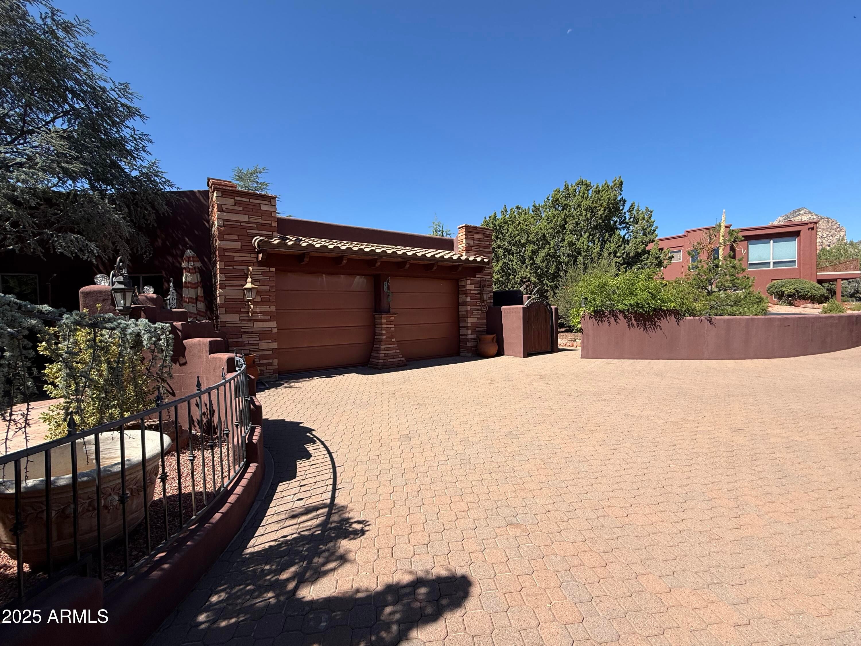 Sedona, Arizona, 86336, United States, 3 Bedrooms Bedrooms, ,3 BathroomsBathrooms,Residential,Active,1944285
