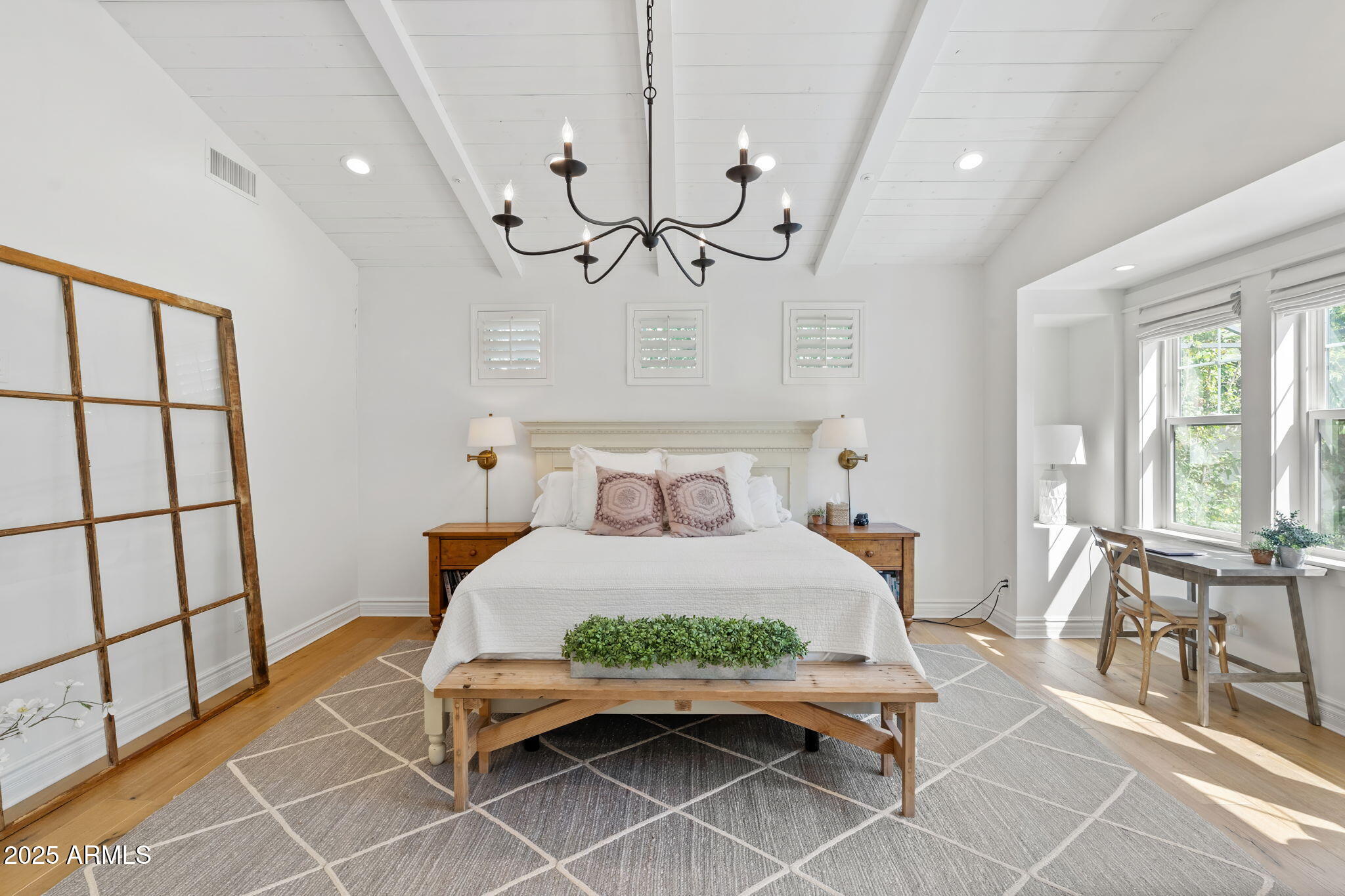 Scottsdale, Arizona, 85258, United States, 5 Bedrooms Bedrooms, ,4 BathroomsBathrooms,Residential,Active,1964508