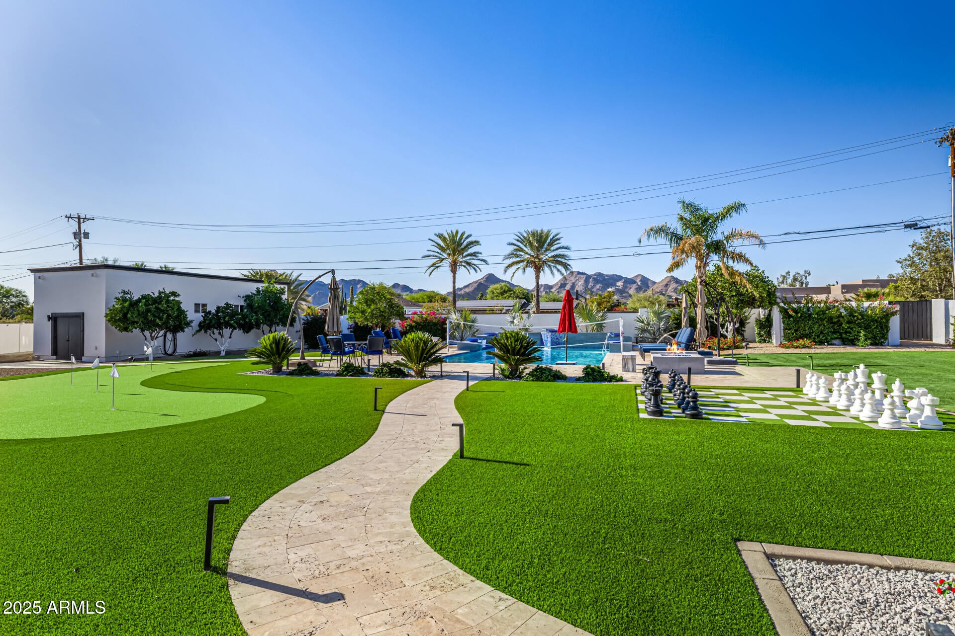 Phoenix, Arizona, 85018, United States, 4 Bedrooms Bedrooms, ,5 BathroomsBathrooms,Residential,Active,1968090