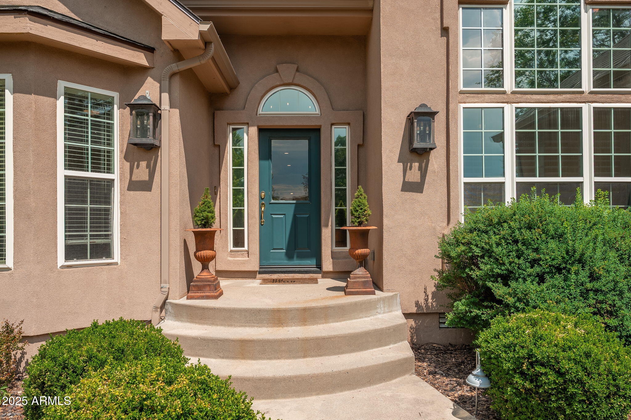 Flagstaff, Arizona, 86004, United States, 5 Bedrooms Bedrooms, ,4 BathroomsBathrooms,Residential,Active,1894165