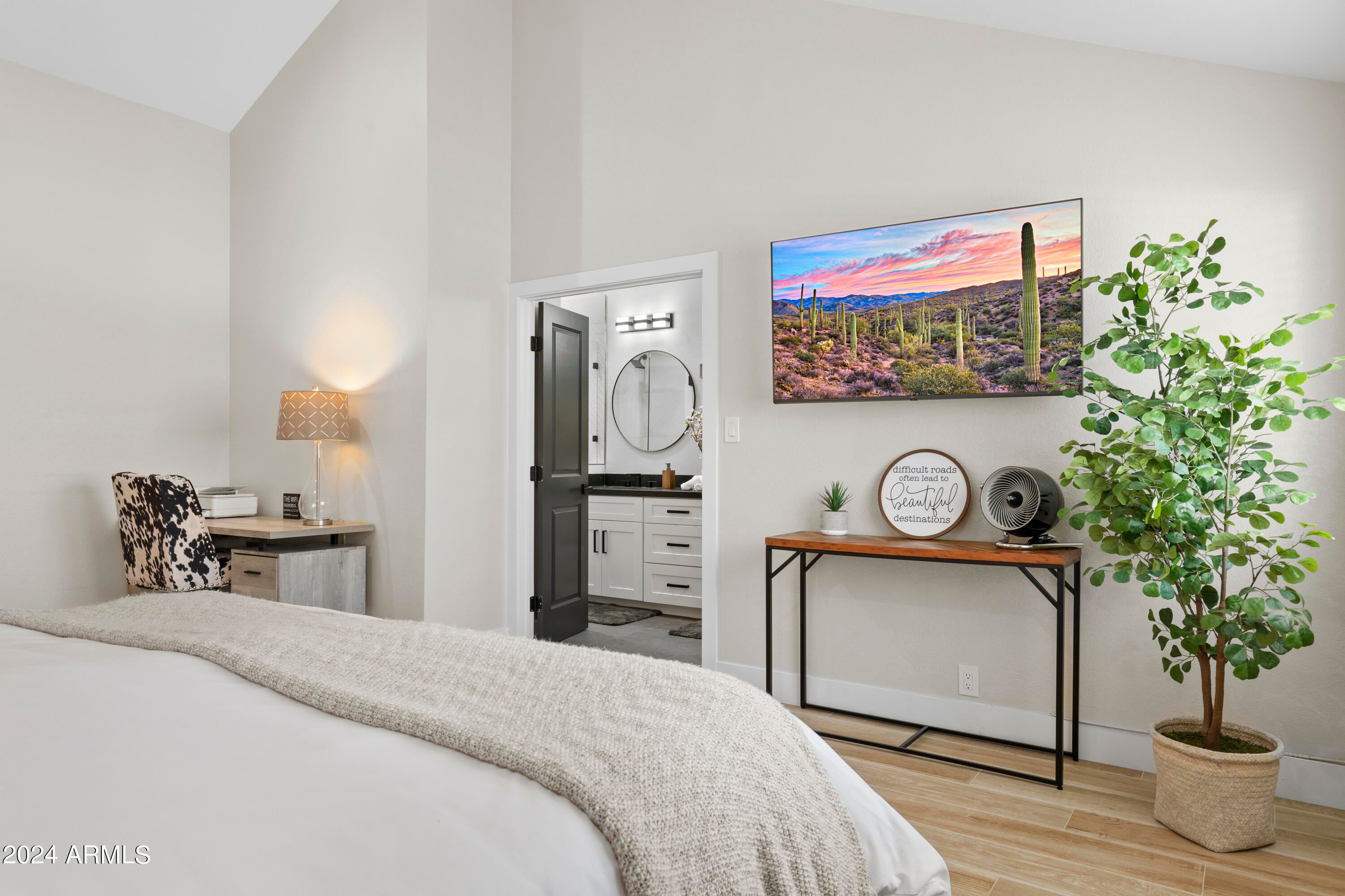 Scottsdale, Arizona, 85250, United States, 4 Bedrooms Bedrooms, ,3 BathroomsBathrooms,Residential,Active,1755287