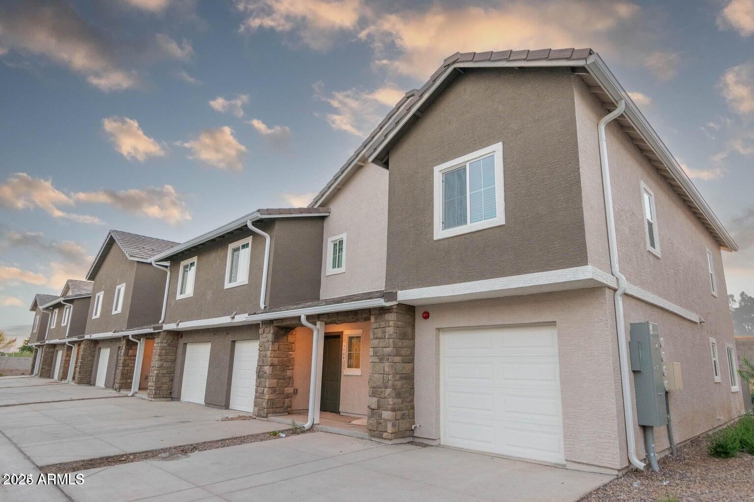 Surprise, Arizona, 85388, United States, ,Residential,Active,1903196