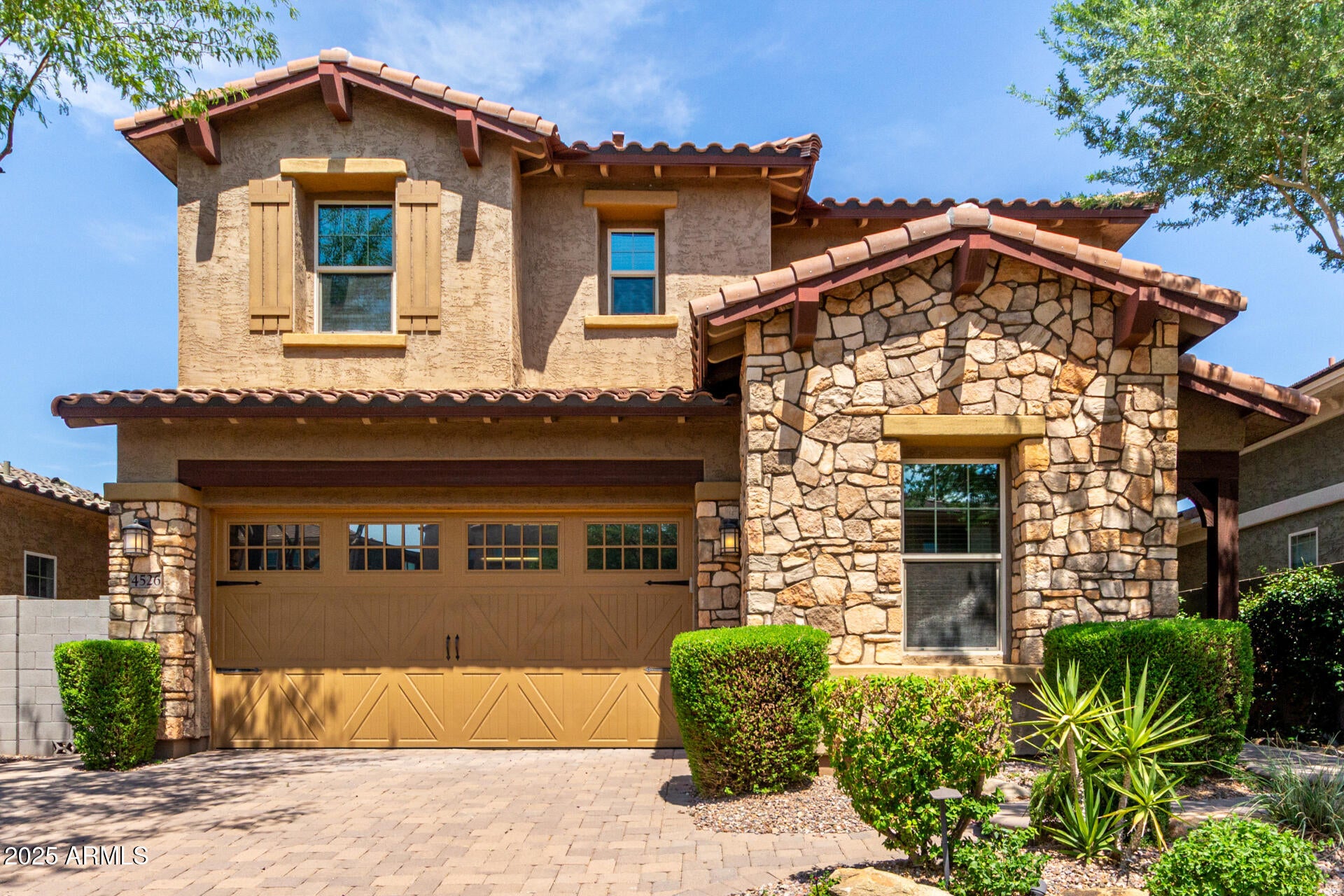 Phoenix, Arizona, 85050, United States, 4 Bedrooms Bedrooms, ,3 BathroomsBathrooms,Residential,Active,1929434