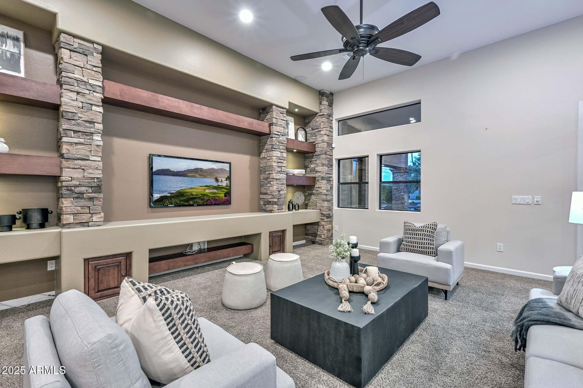 Phoenix, Arizona, 85032, United States, 5 Bedrooms Bedrooms, ,4 BathroomsBathrooms,Residential,Active,1993957