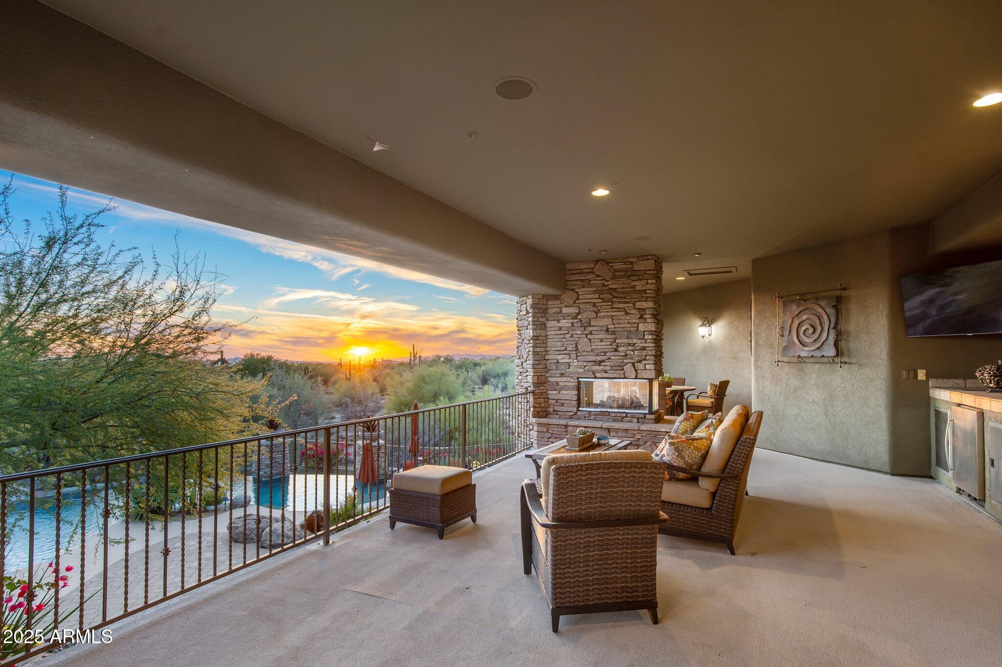 Scottsdale, Arizona, 85255, United States, 5 Bedrooms Bedrooms, ,6 BathroomsBathrooms,Residential,Active,1953434