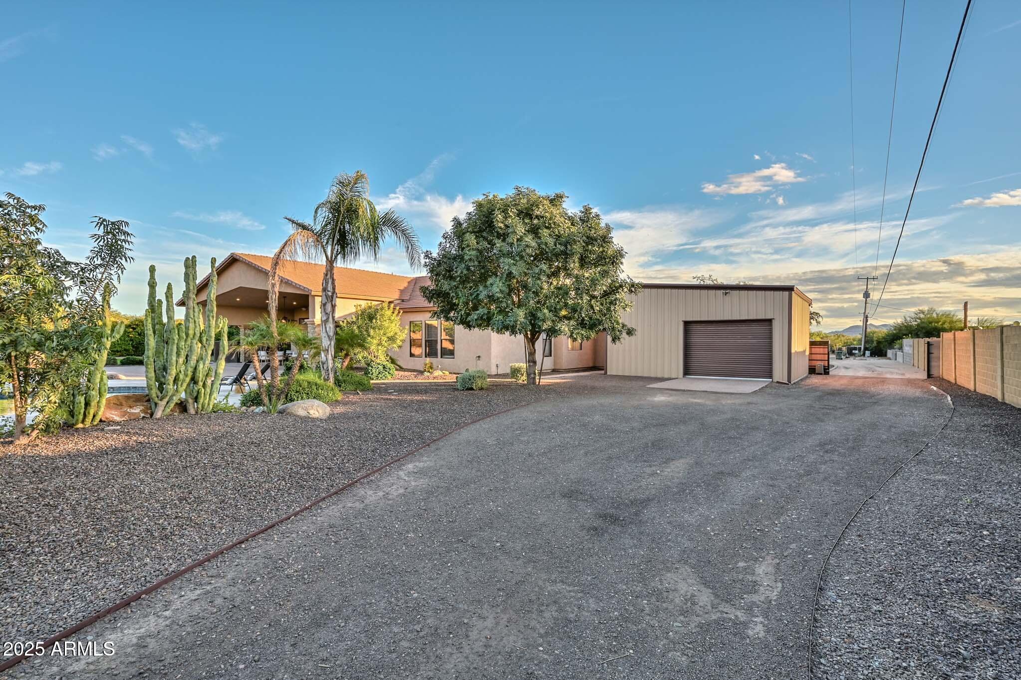 Phoenix, Arizona, 85032, United States, 5 Bedrooms Bedrooms, ,4 BathroomsBathrooms,Residential,Active,1993957